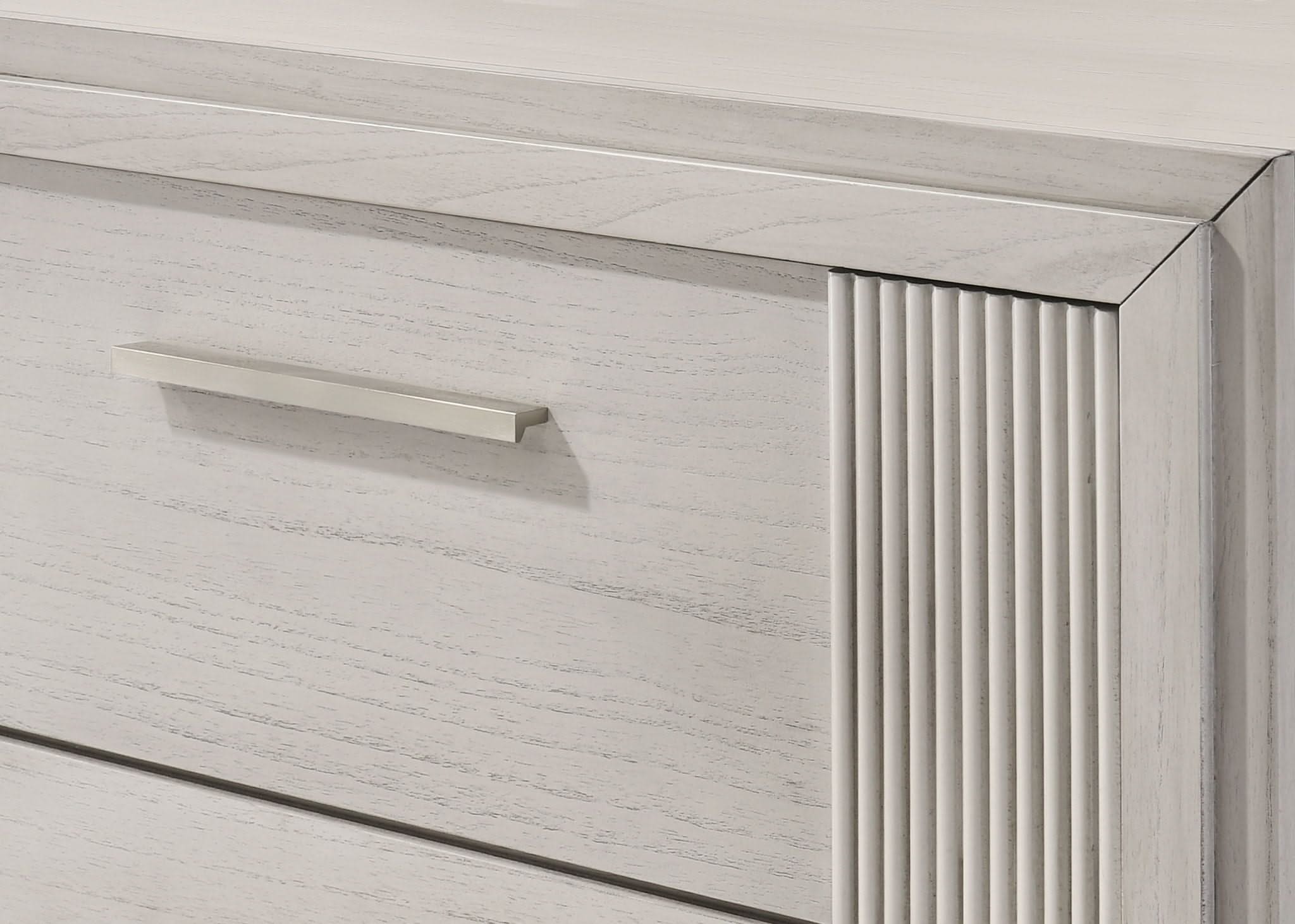 Carlton - Dresser & Mirror - White Mist
