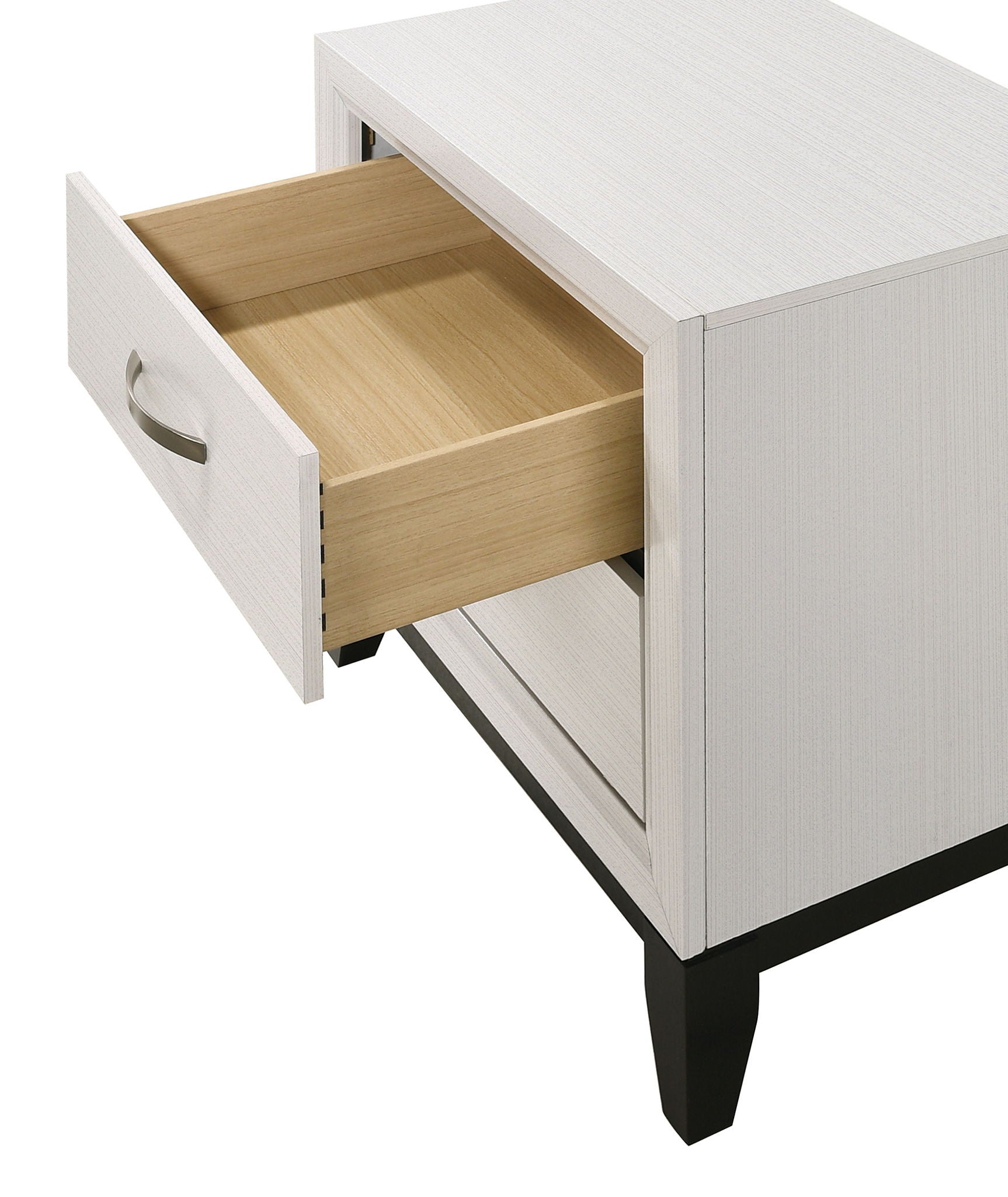 Akerson - California King 4 Piece Bedroom Set - White