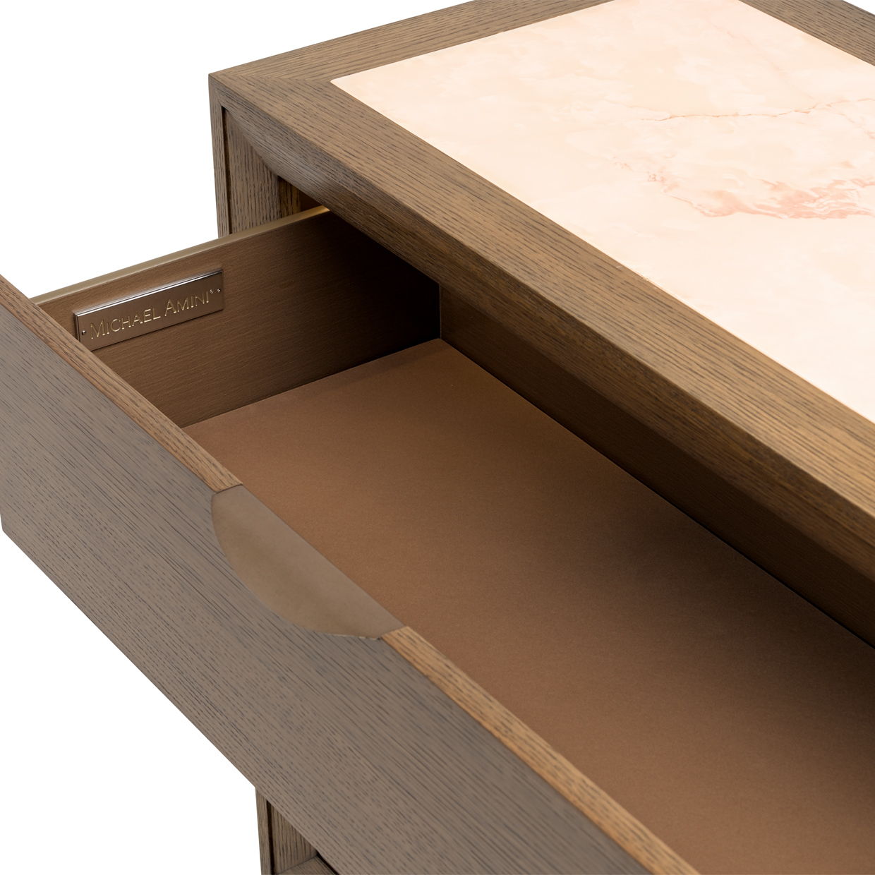 Portrait - Dresser