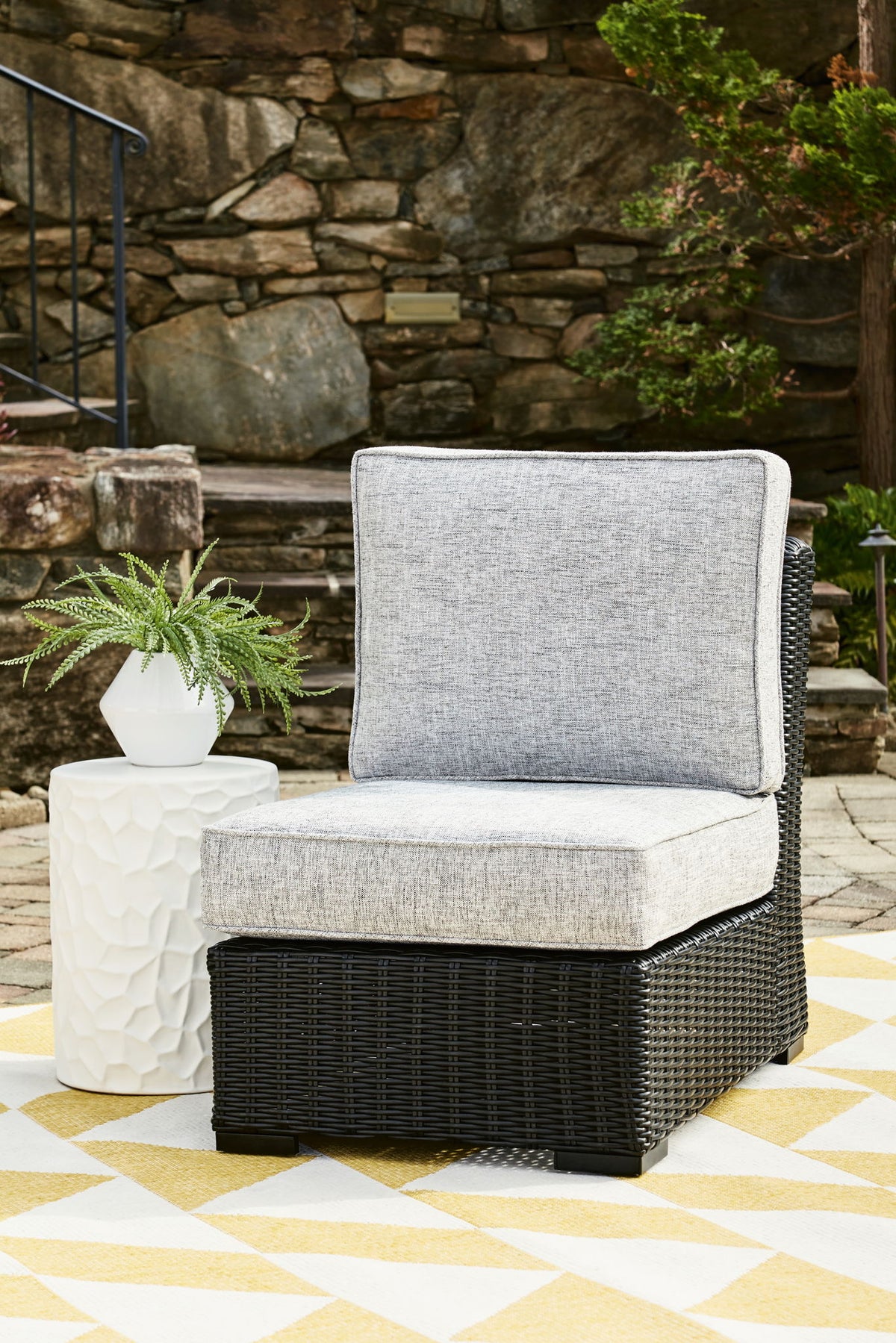 Beachcroft - Armless Chair With Cushion - Black / Light Gray
