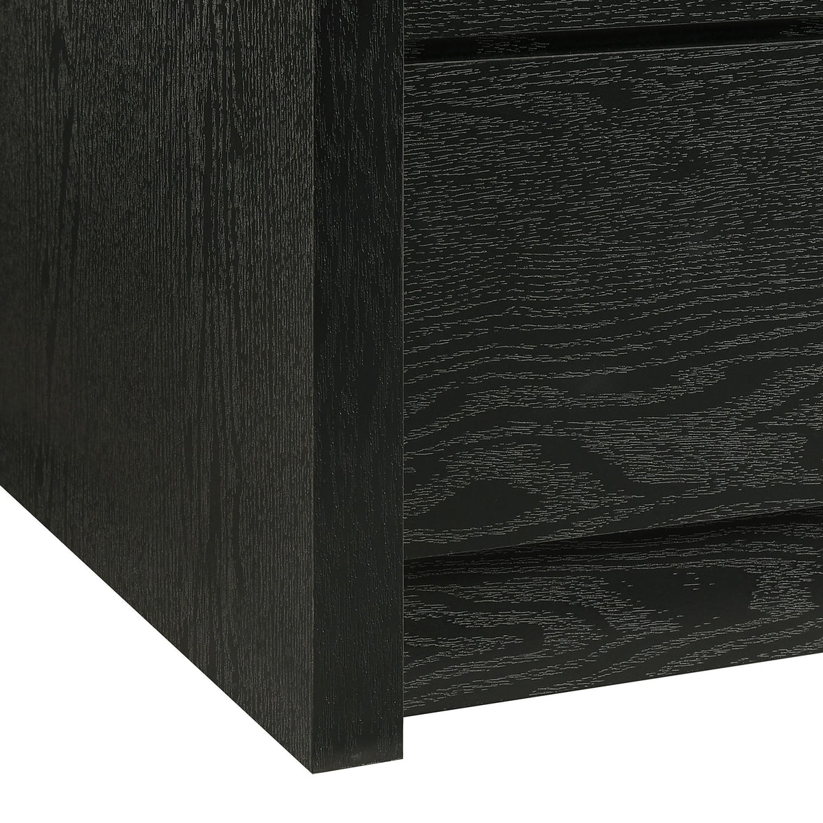 South Bend - Nightstand With USB - Black