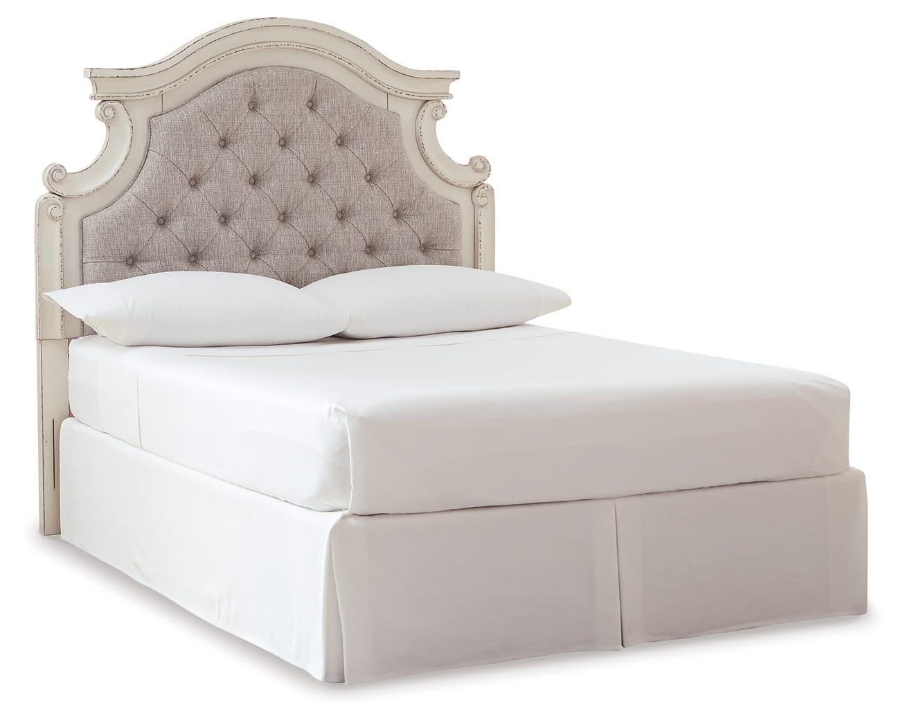 Realyn - Full UPH Panel Headboard - Chipped White