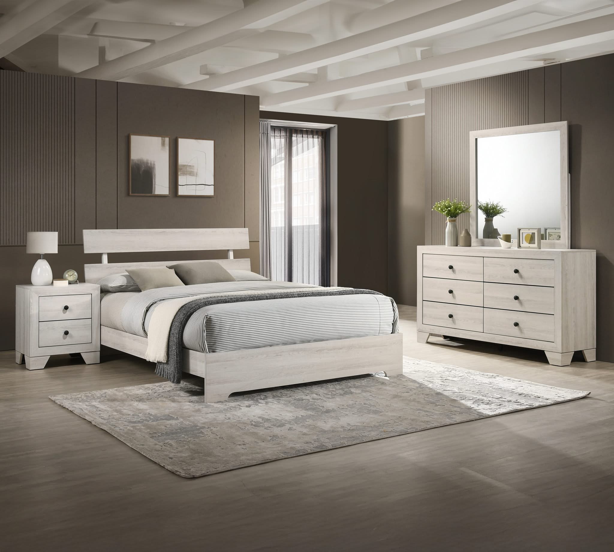 Atticus - Queen 4 Piece Bedroom Set - White