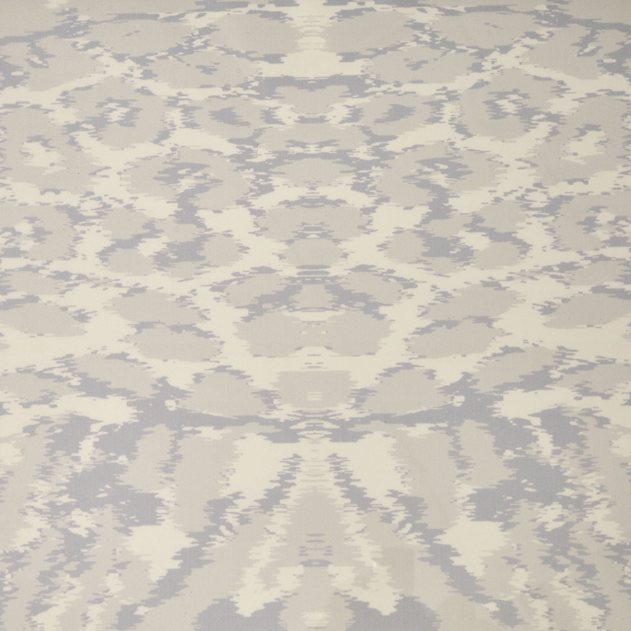 Lisbon - Round Dining Table - Silken Cream