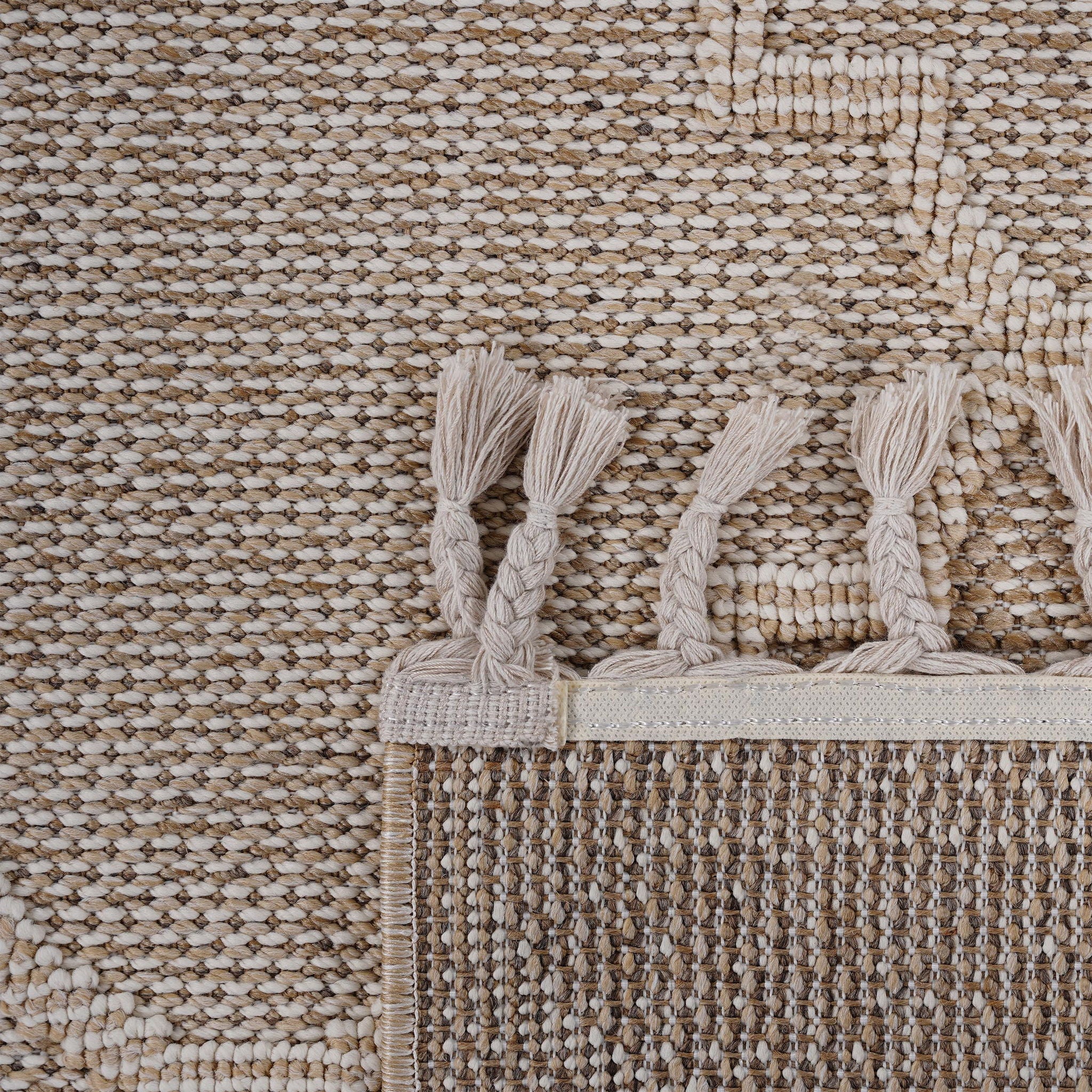 Guros - 6' X 9' Trellis Indoor / Outdoor Area Rug - Cream