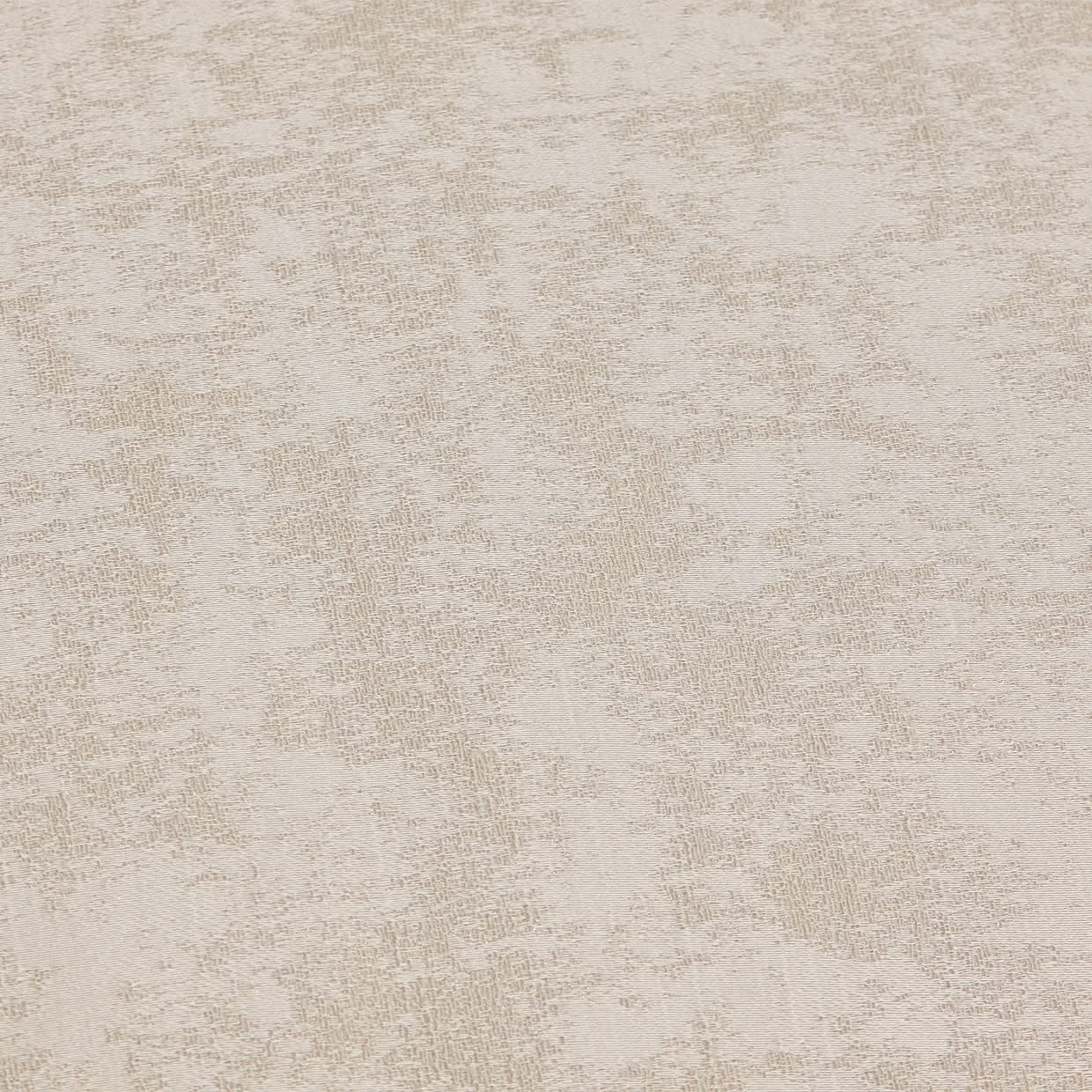 Malibu Crest - Chair - Cloud White / Chardonnay