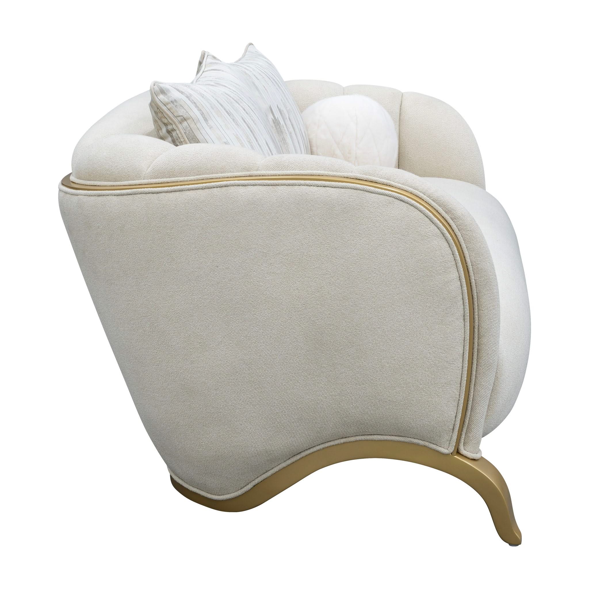 Scotts Square - Loveseat - Cornsilk / Light Champagne