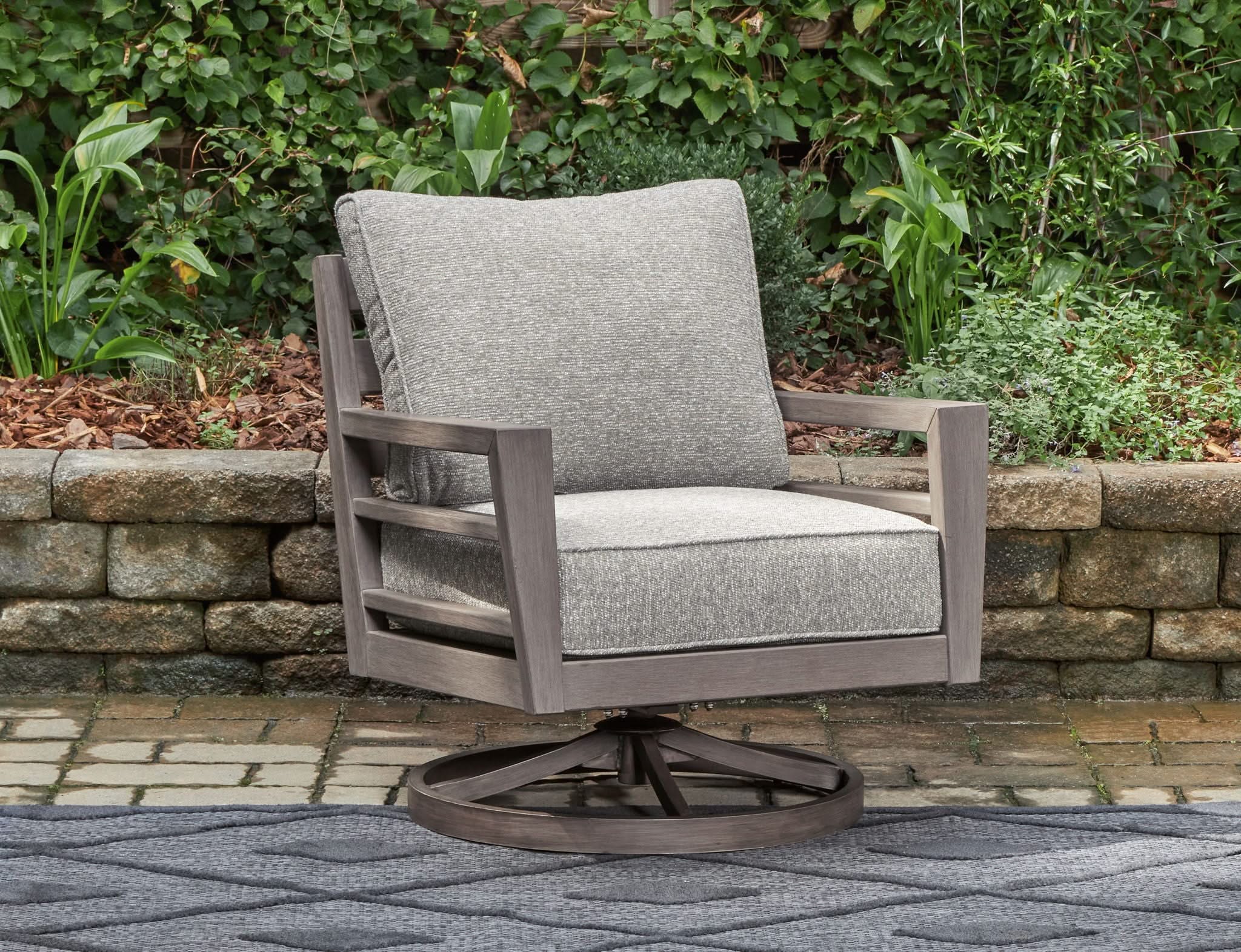 Hillside Barn - Swivel Lounge W/ Cushion - Gray / Brown