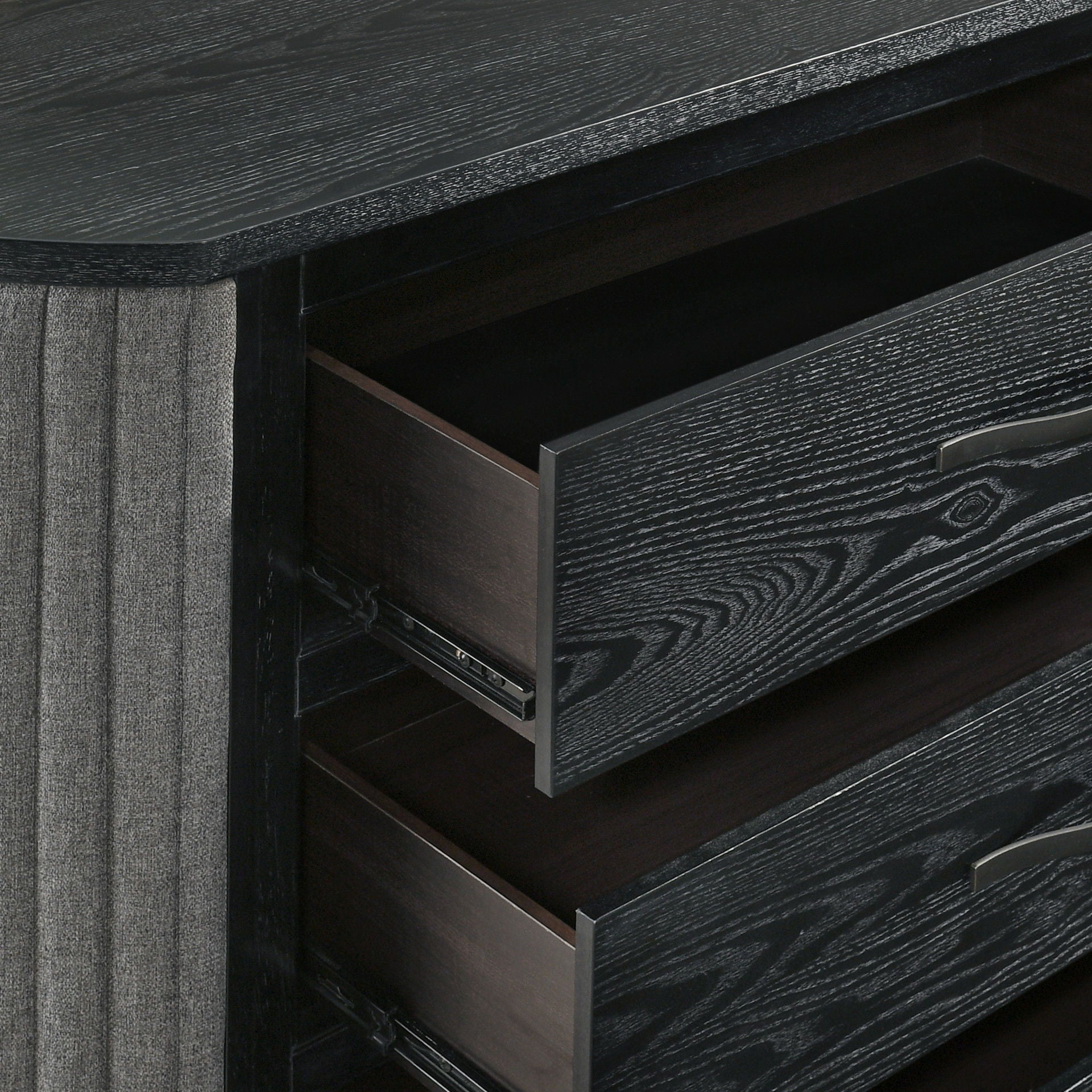 Skyline - Dresser