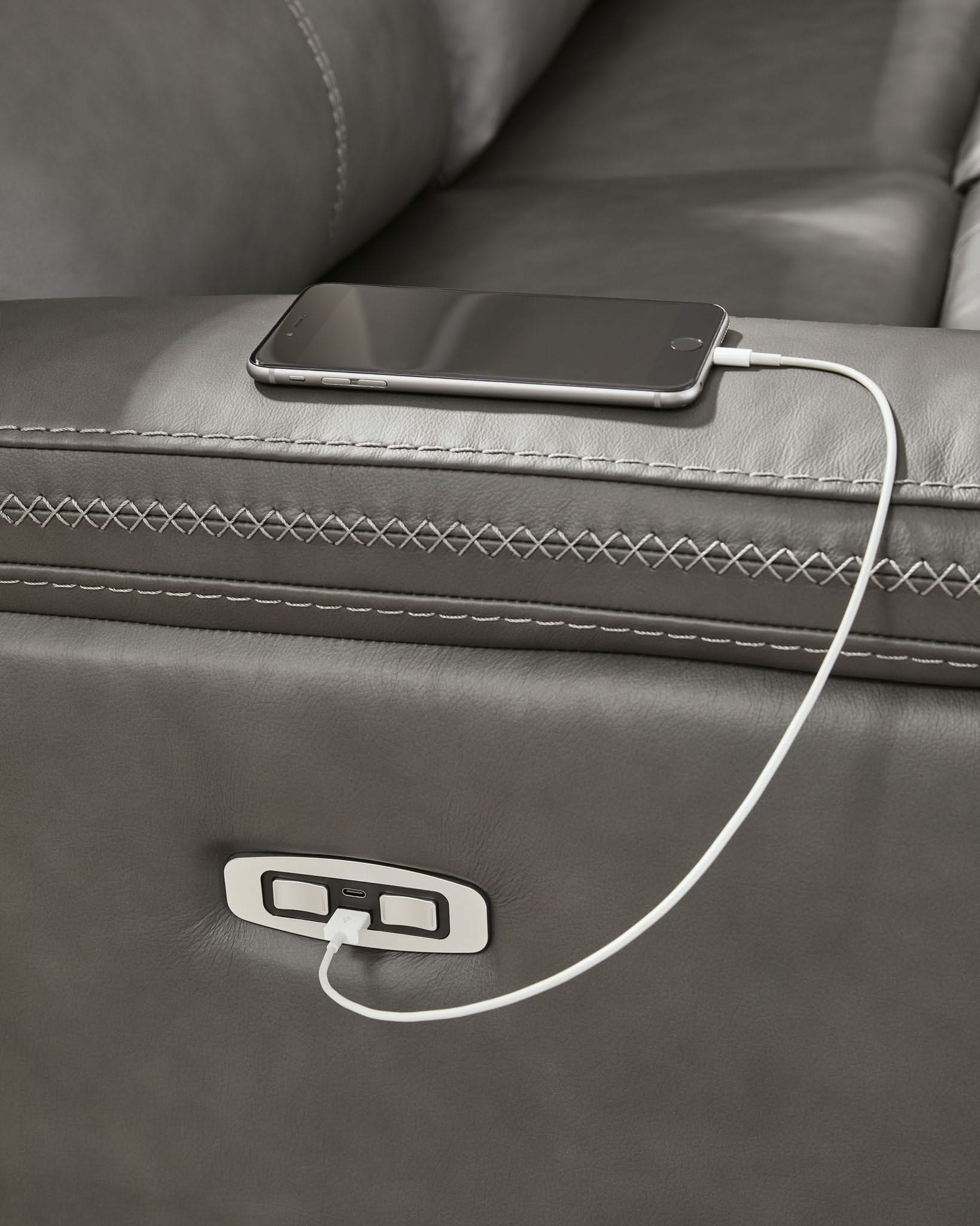 Bleckley - Reclining Sectional