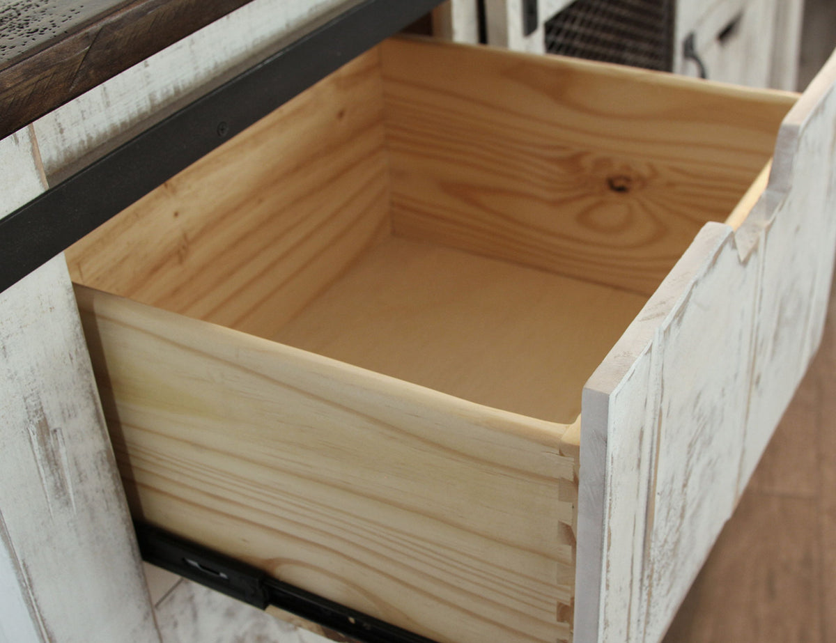 Pueblo - Chest
