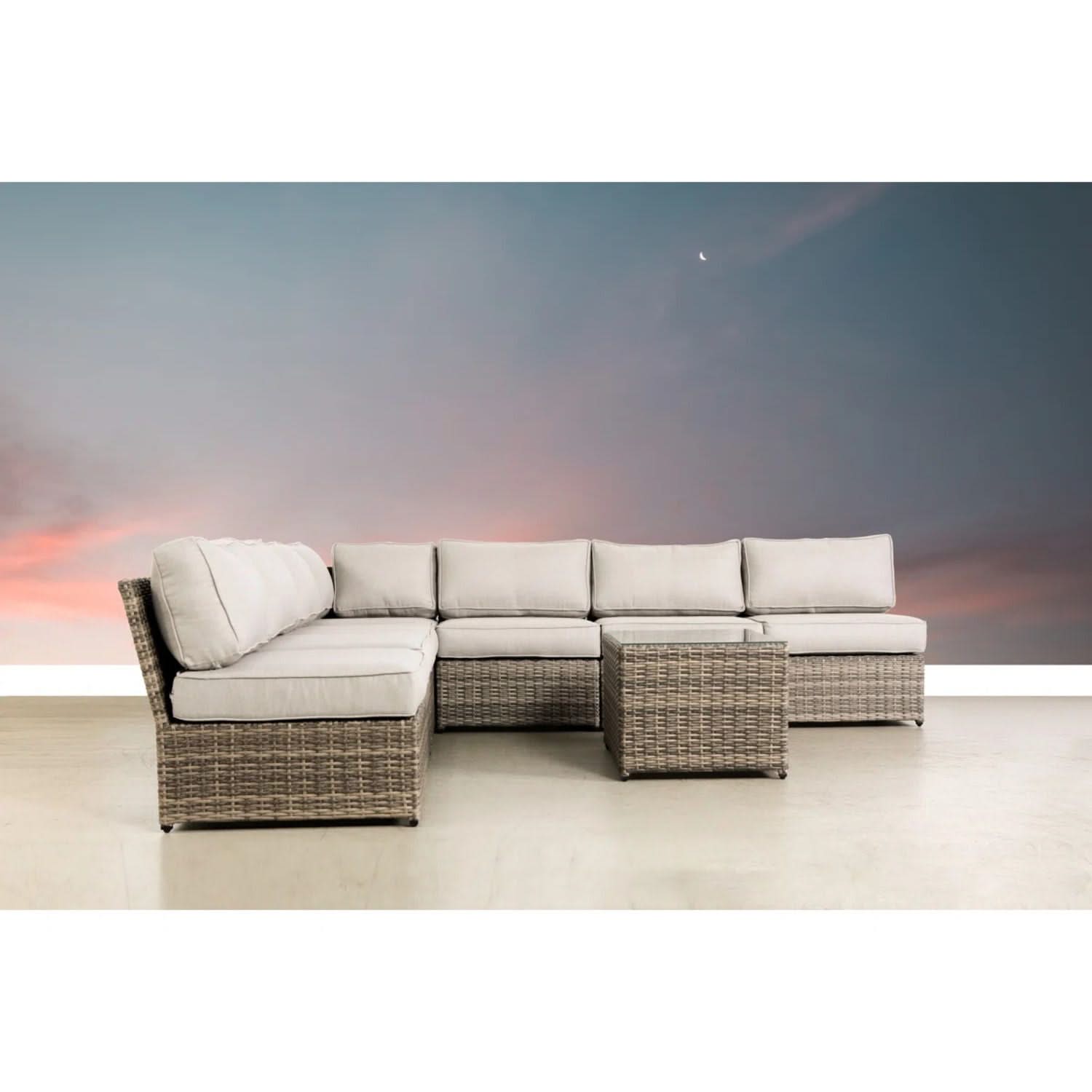 Comfortable Modern Patio Rattan Sectional Set With Cushions