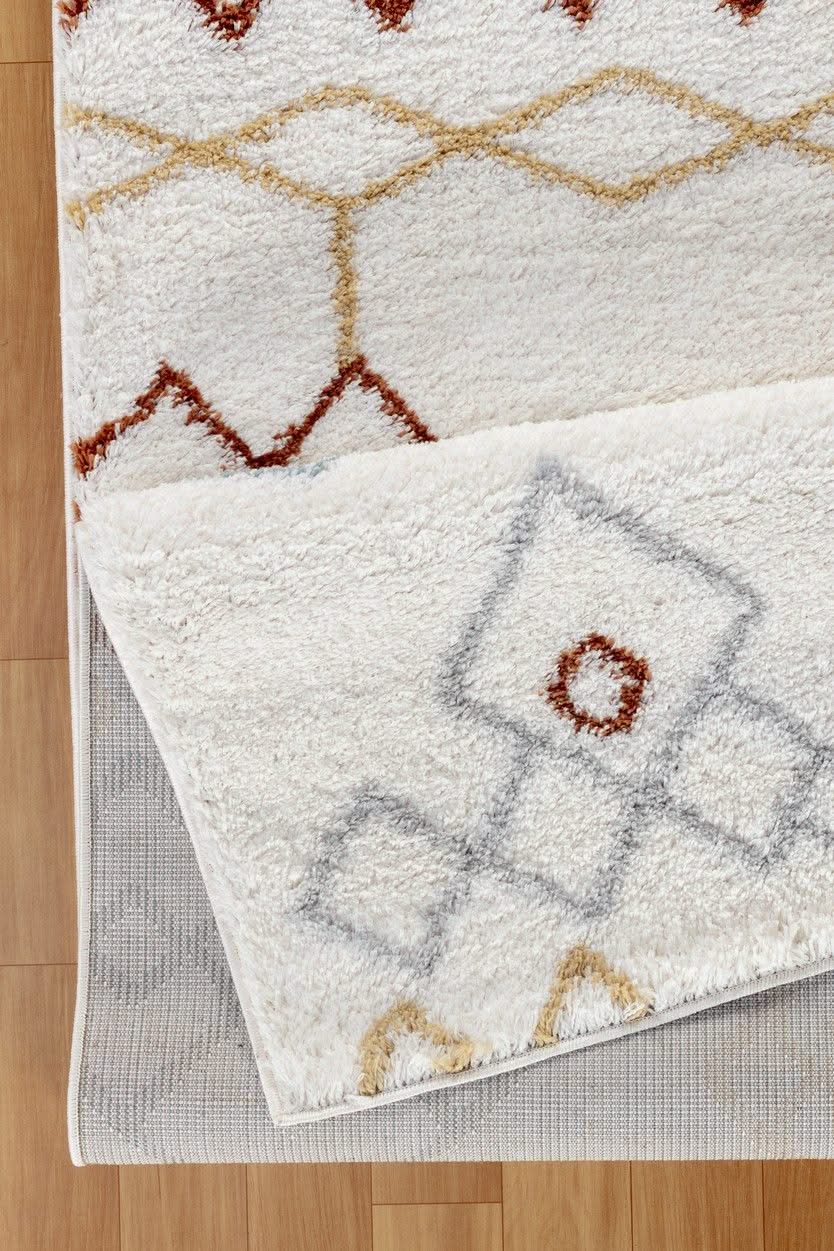 Loft Shag - 7'10" X 9'10" Shaggy Area Rug, Polypropylene - Ivory