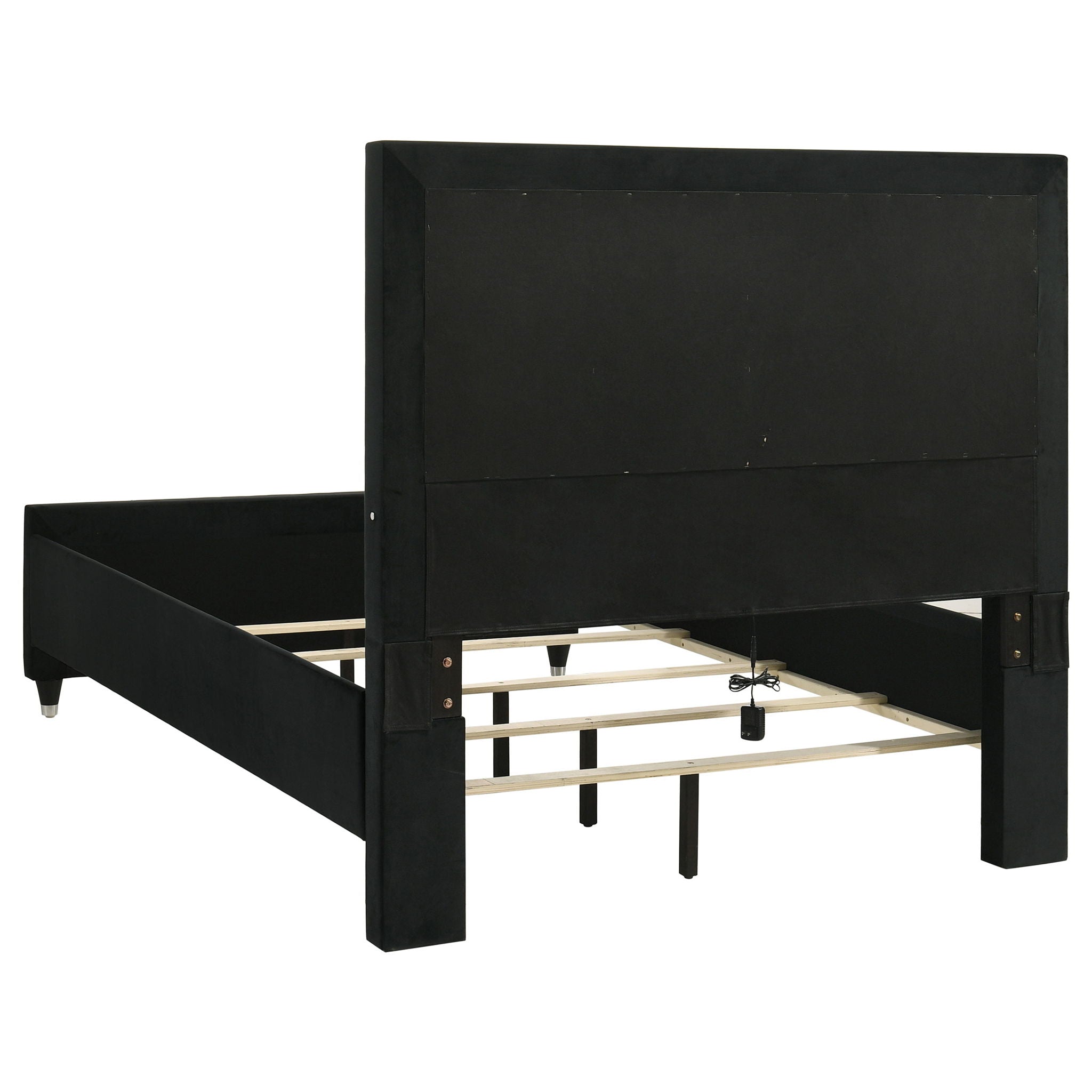Ravenne 5-piece Velvet Upholstered Queen LED Bedroom Set Black
