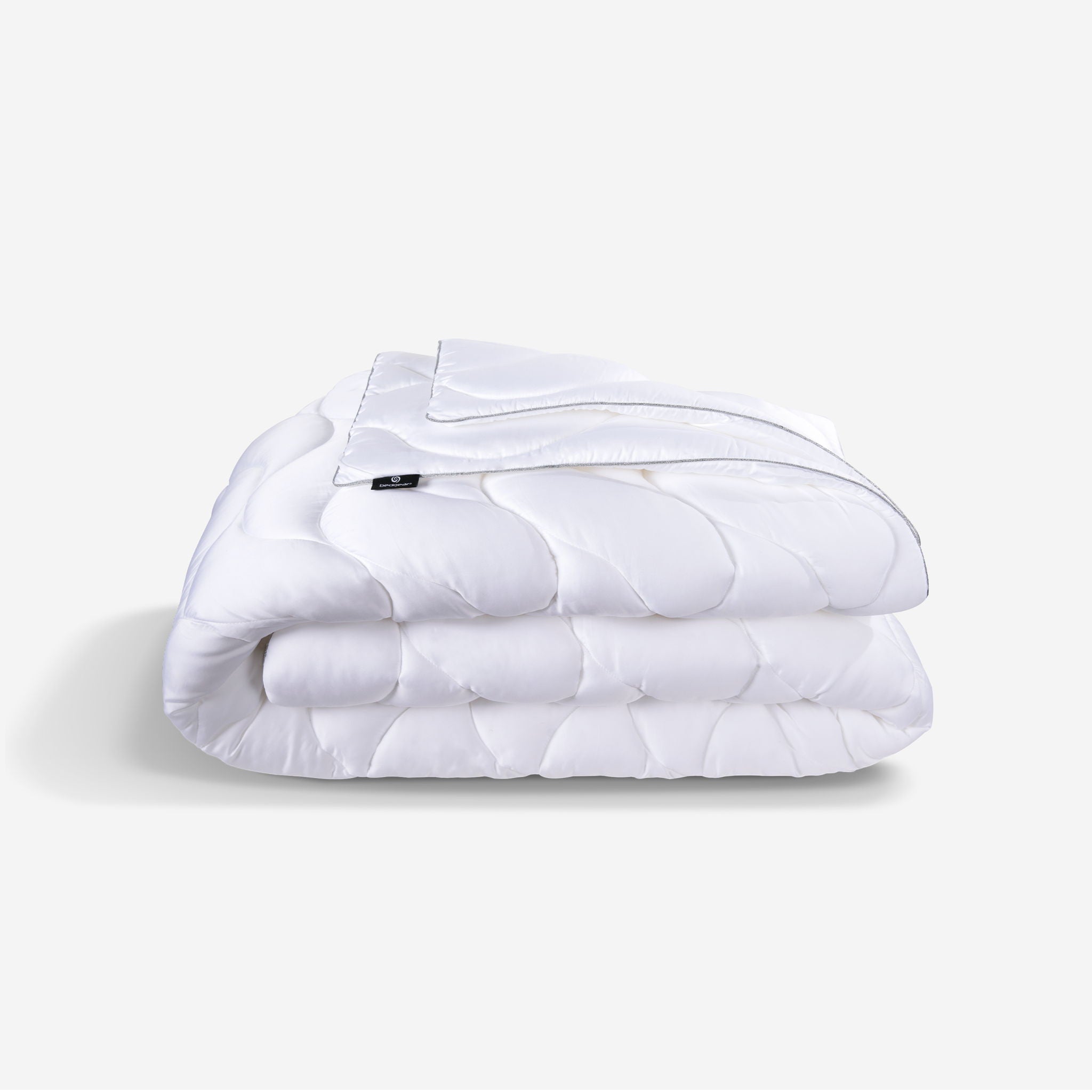Performance - Medium Weight Comforter