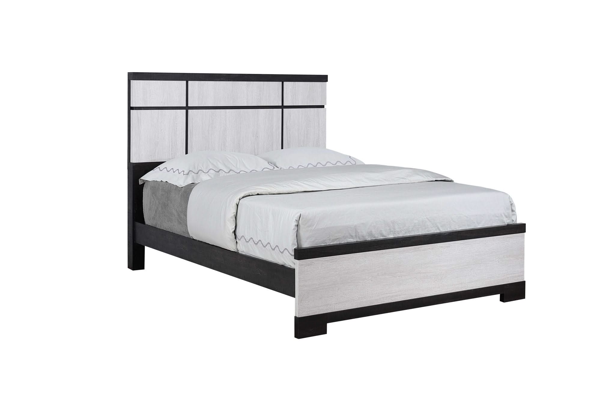 Remington - Queen 4 Piece Bedroom Set - Black / White