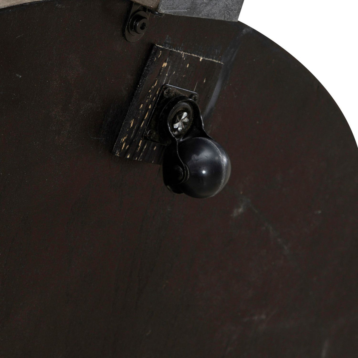 Sutton - Table