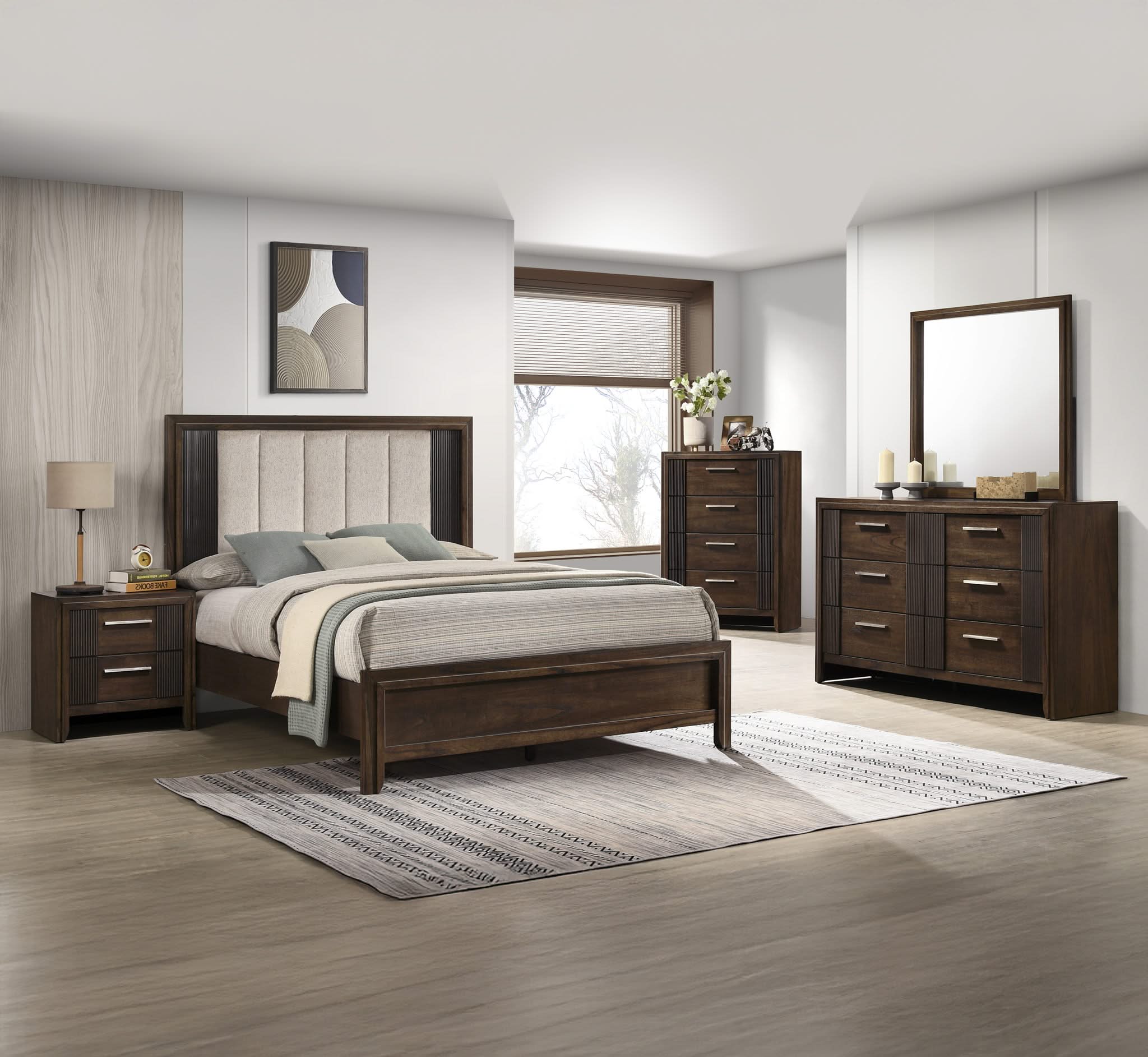 Carlton - Queen 5 Piece Bedroom Set - Brown