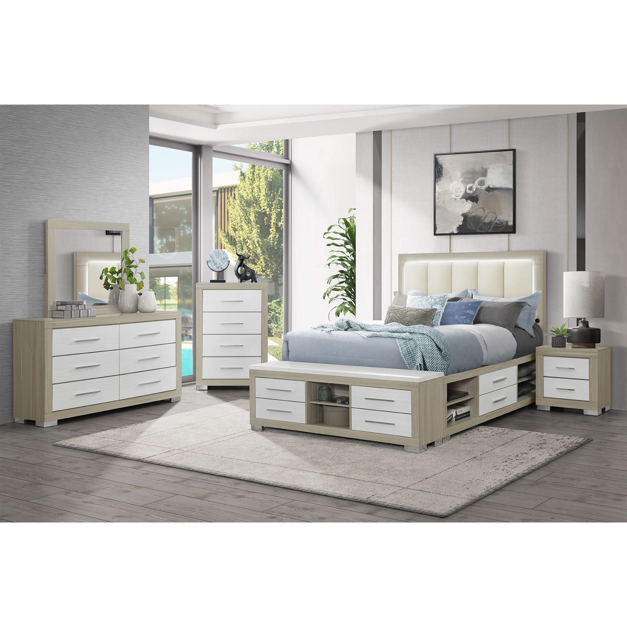 Elsa - Mirror With Sleek Frame