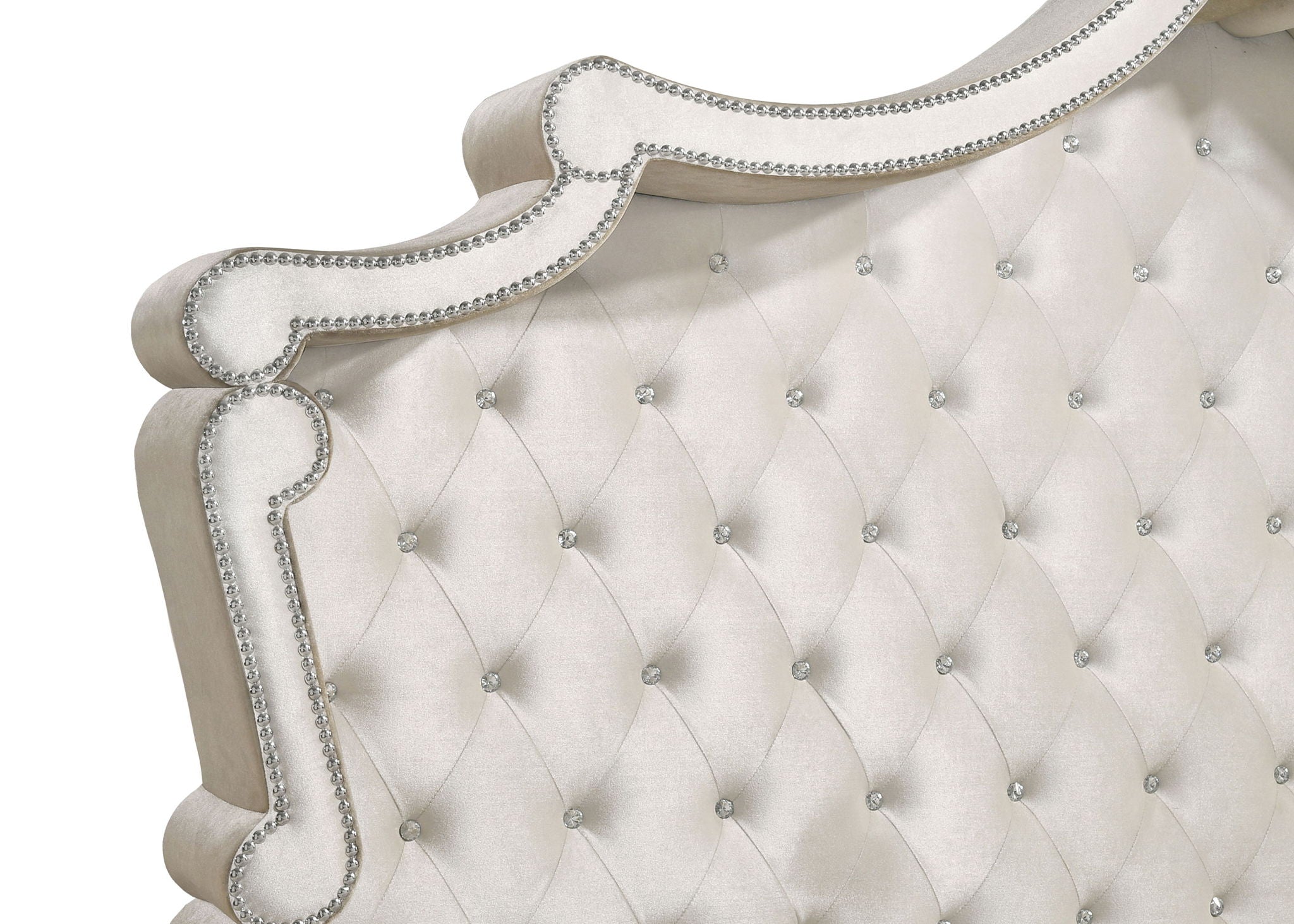 Antonella 4-piece Eastern King Bedroom Set Ivory