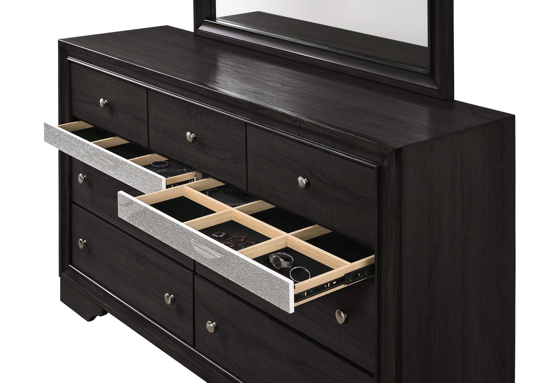 Regata - Queen 4 Piece Bedroom Set - Black