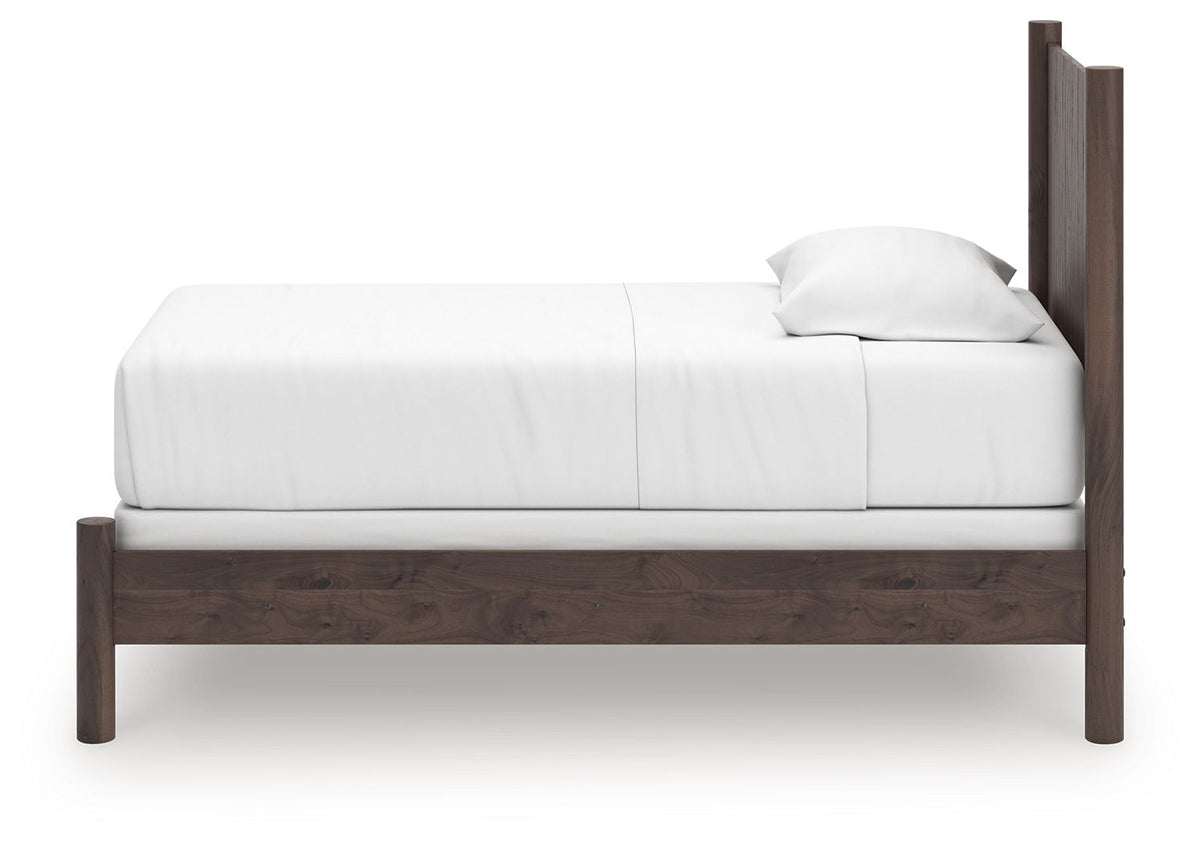 Pamytta - Panel Bedroom Set - Exclusive Furniture