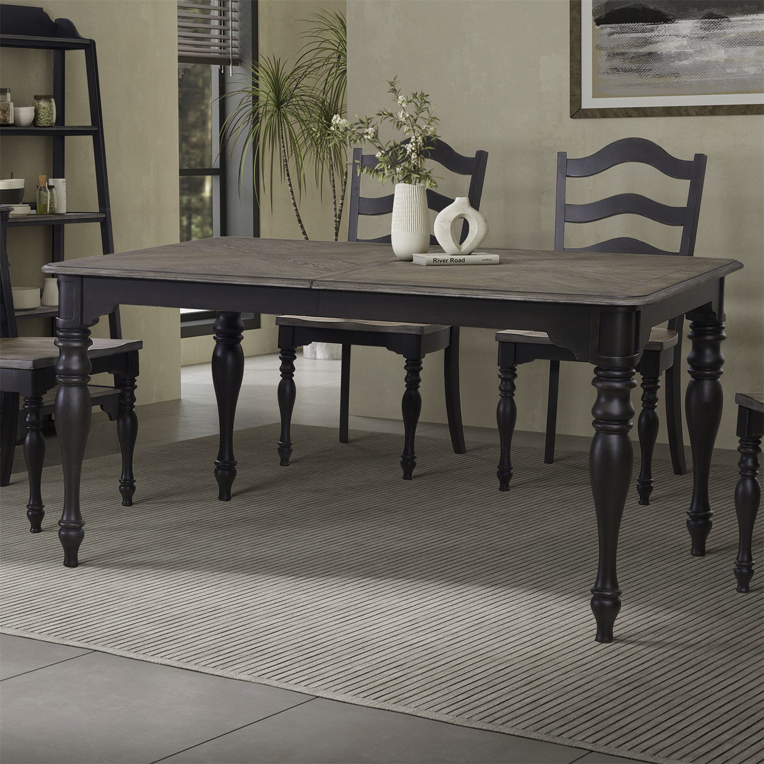 Magnolia Manor - Leg Table