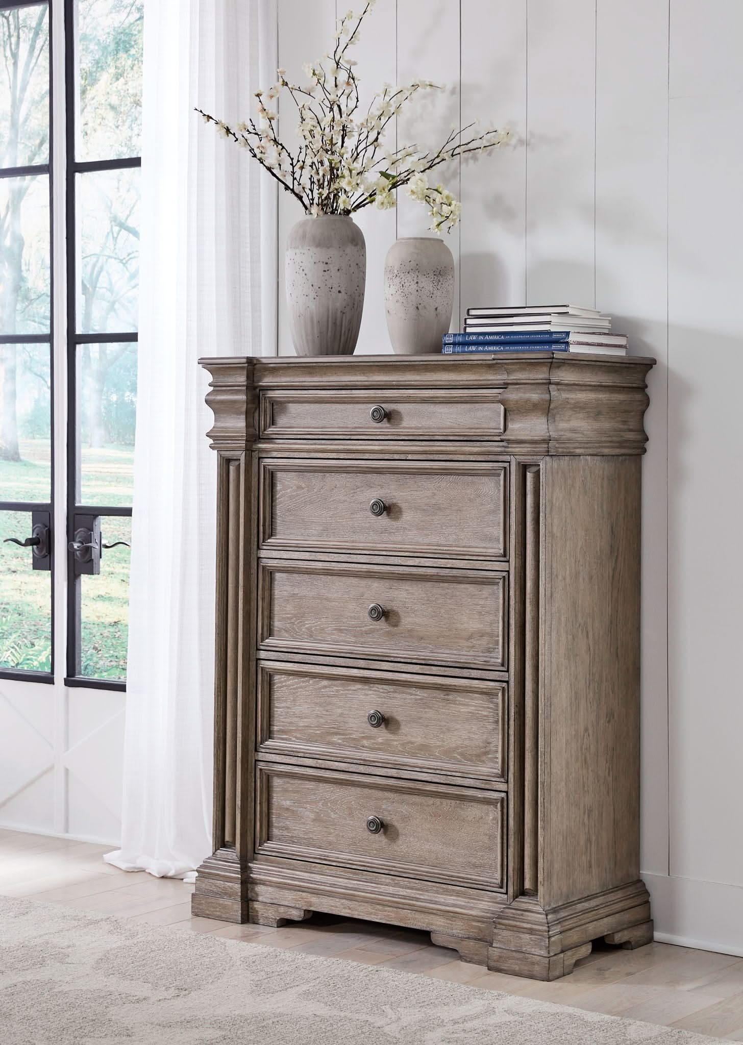 Blairhurst - Five Drawer Chest - Light Grayish Brown