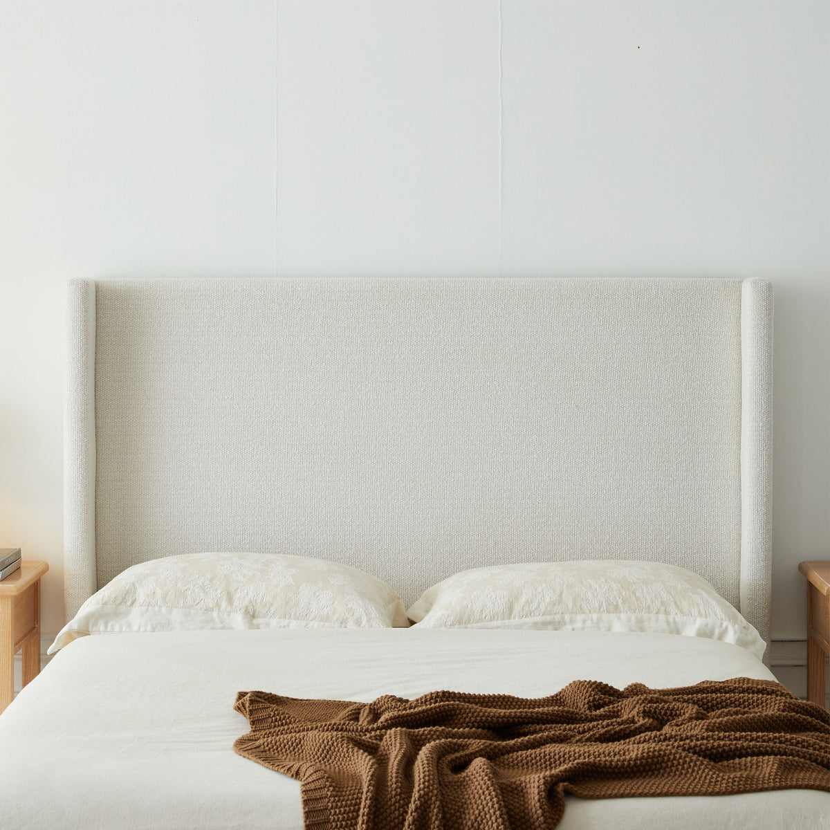 Hale - Upholstered Wingback Bed