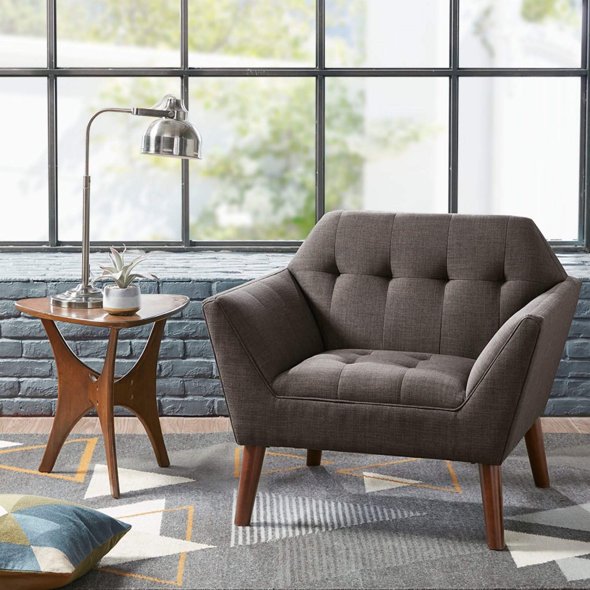 Modern Lounge Chair With Button Tufting