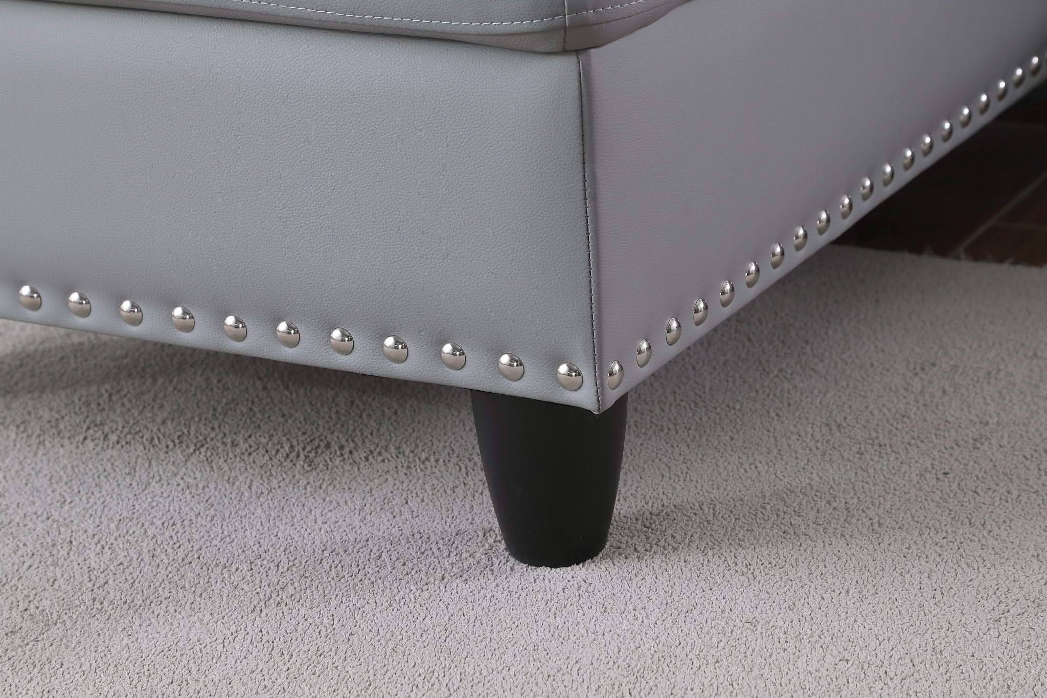 Irine - Sectional Sofa With Ottoman - Gray