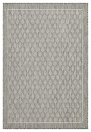 Sunshine - 5'3" X 7'3" Indoor, Outdoor Polypropylene Area Rug - Silver