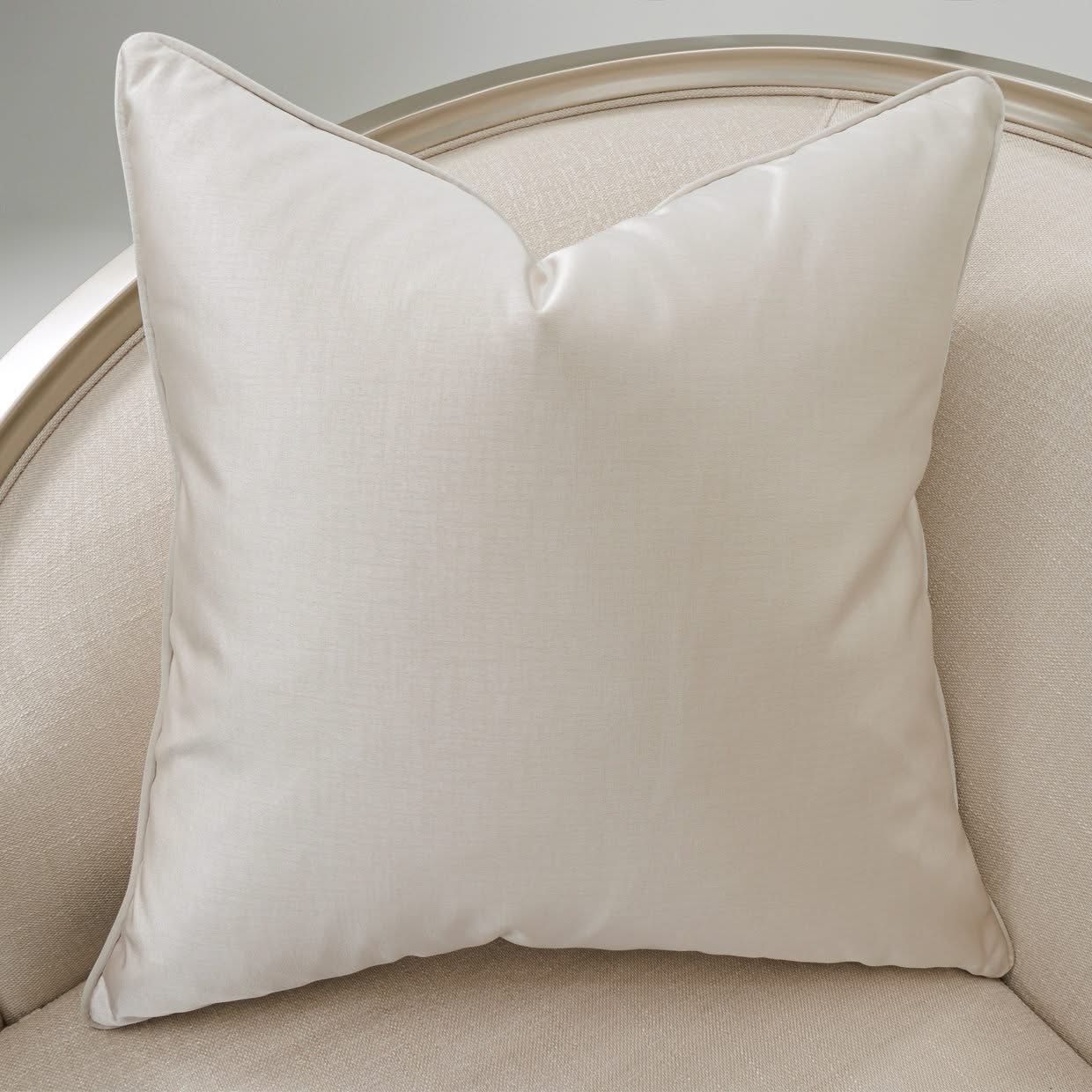 Villa Cherie - Loveseat
