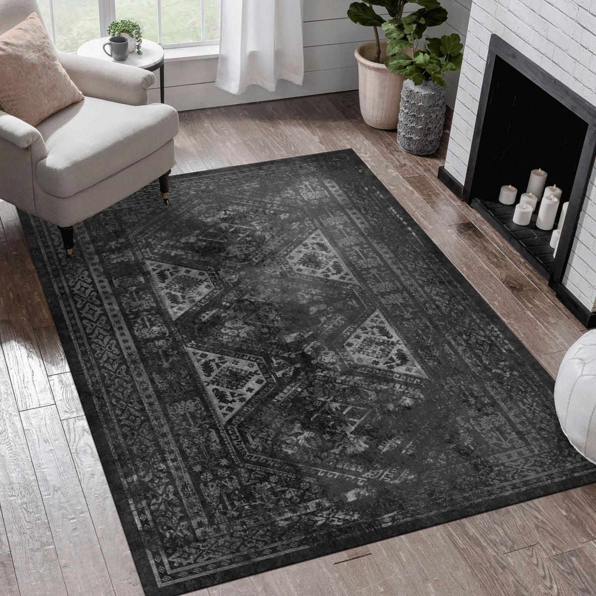 Maval - 5' X 8' Washable Area Rug - Black / Gray