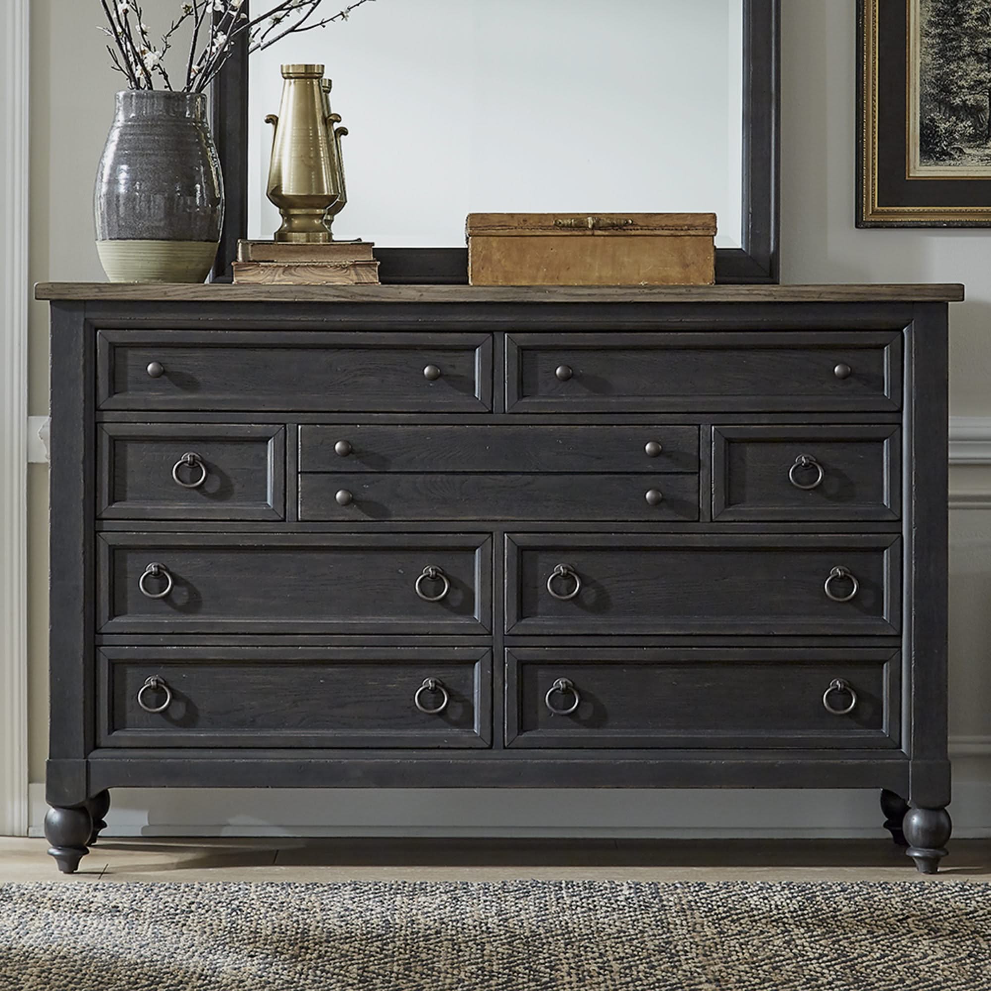 Americana Farmhouse - 9 Drawer Dresser