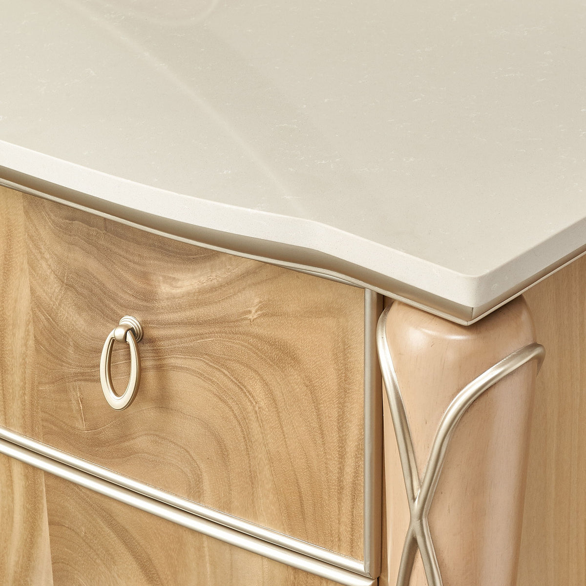 Villa Cherie - Dresser
