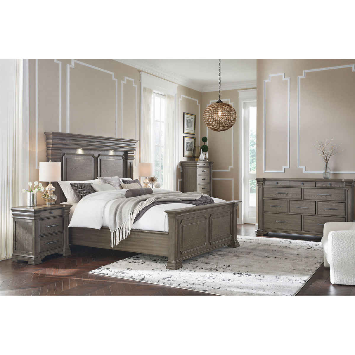 Kings Court - Bedroom Set