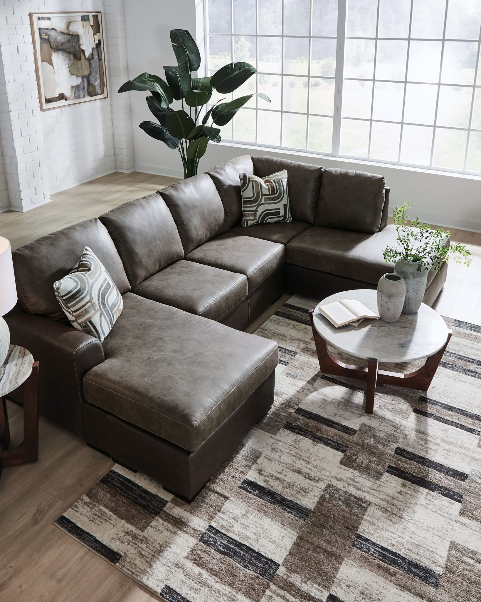 Castille Way - Sectional