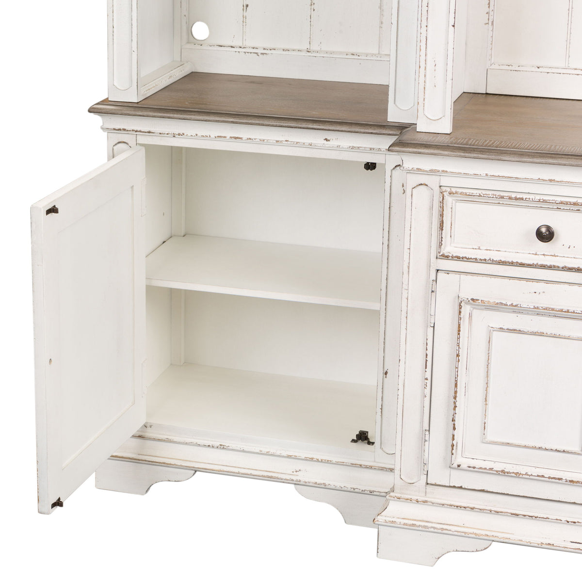 Magnolia Manor - Entertainment Center