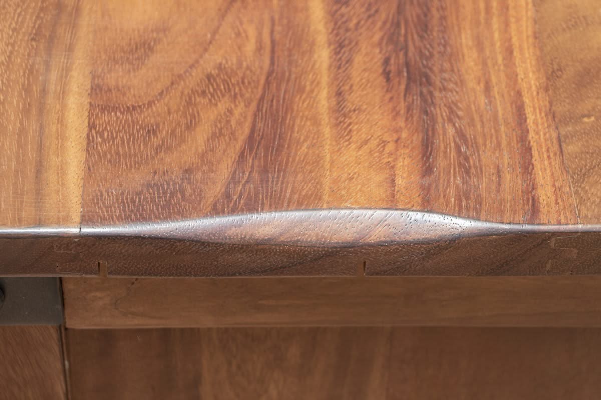 Parota II - Table