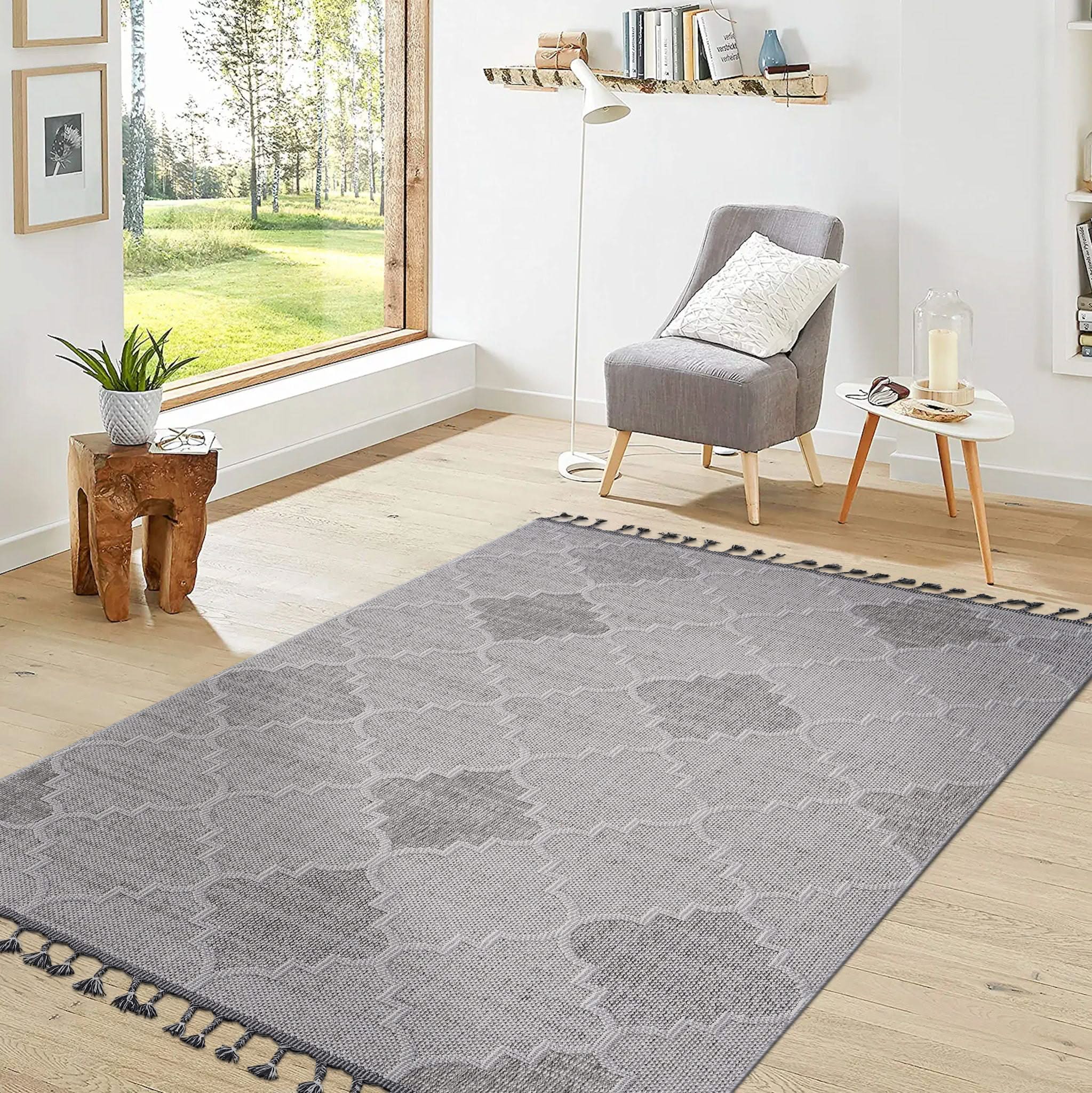 Guros - 8' X 10' Trellis Indoor / Outdoor Area Rug - White / Gray