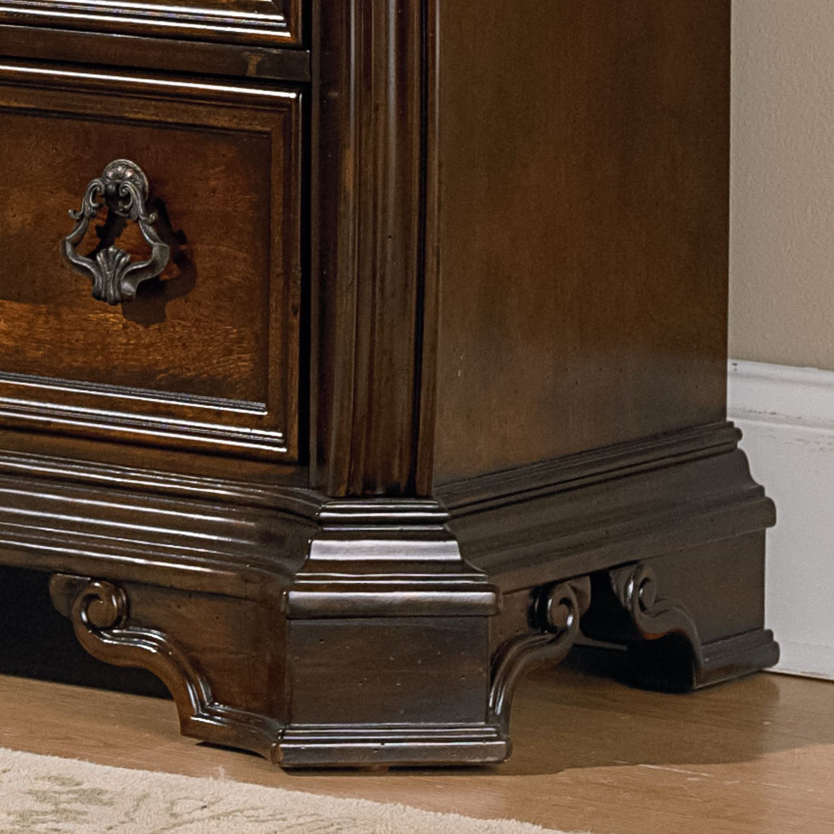 Arbor Place - 6 Drawer Chest - Brownstone
