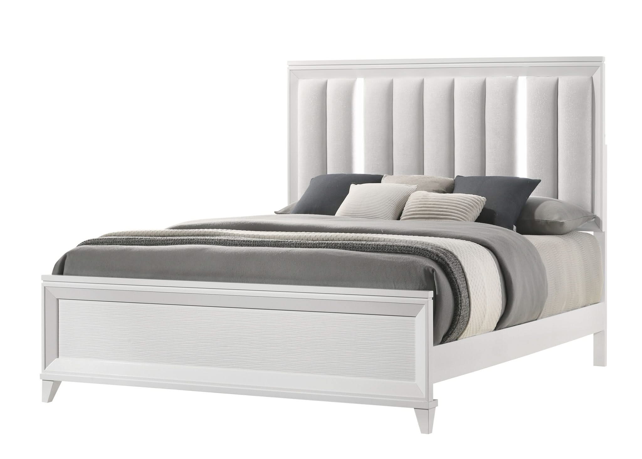 Cressida - King 5 Piece Bedroom Set - White