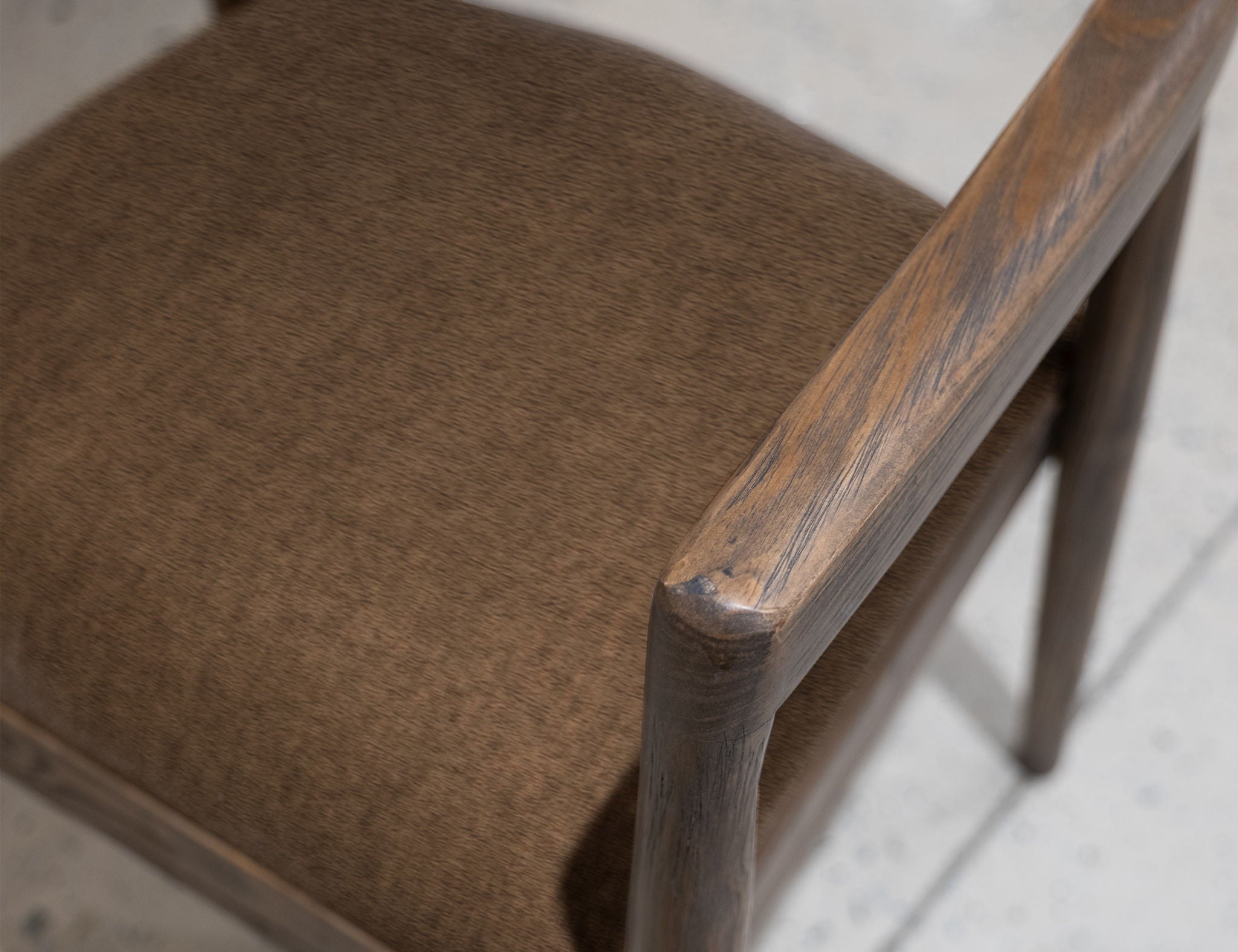Natural Teca - Wooden Armchair - Quartersawn Oak / Marooned Brown