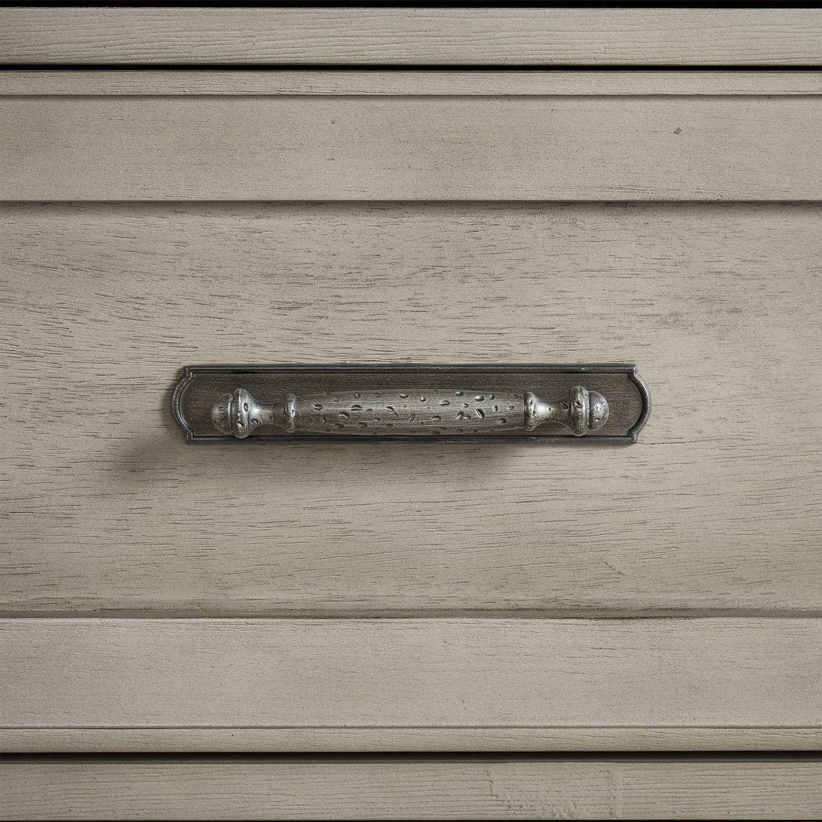 Farmington - 9 Drawer Dresser