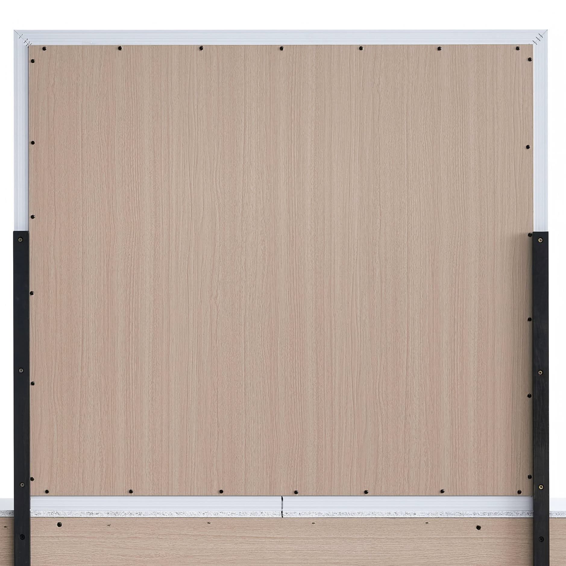 Glasgow - Mirror With Minimalist Design And Low Distortion Glass