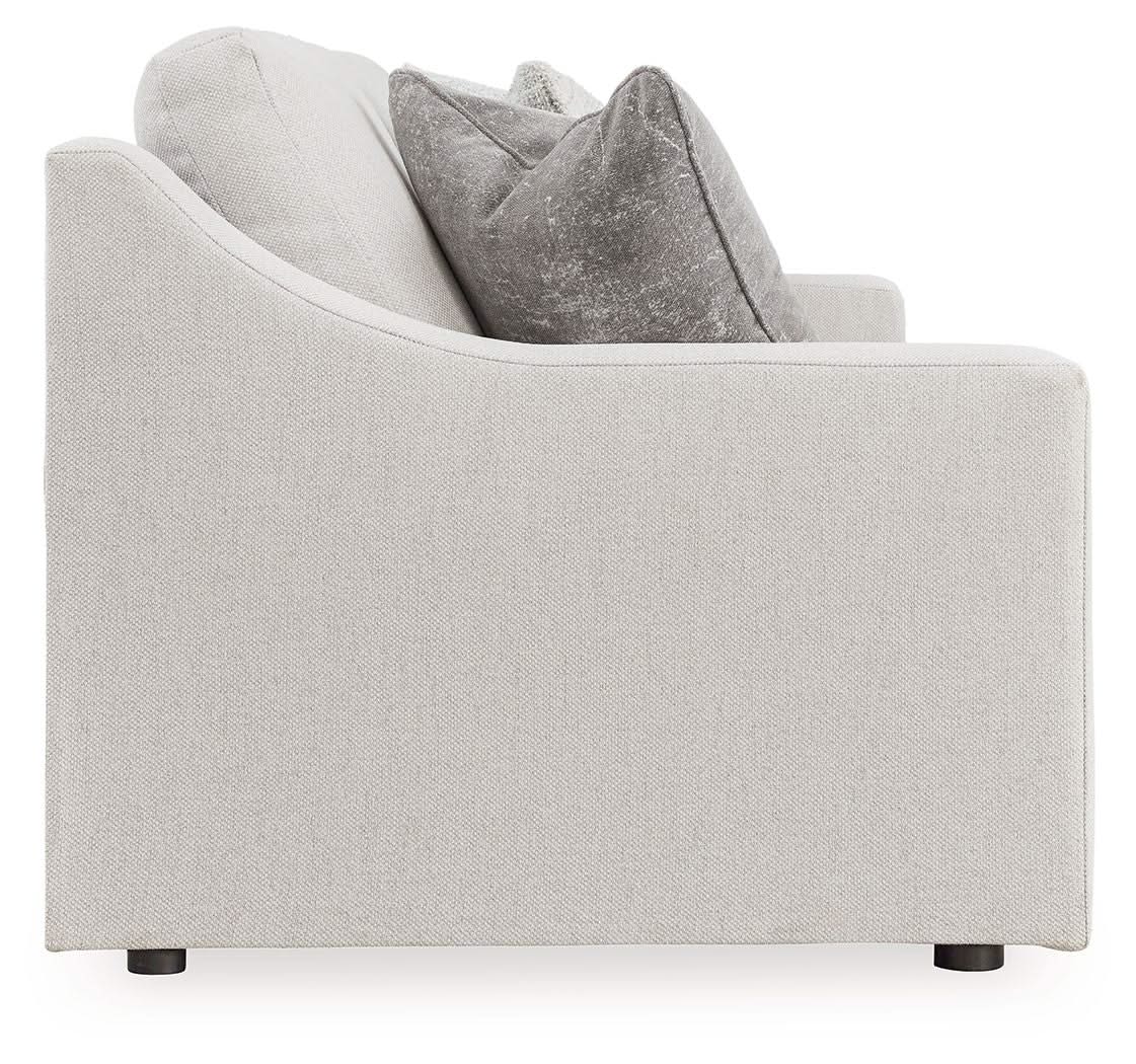 Maitelynn - Sofa - Chalk