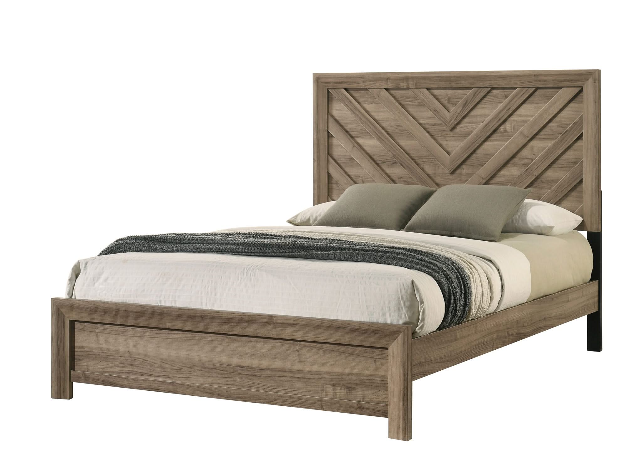 Valor - Queen 4 Piece Bedroom Set - Light Brown