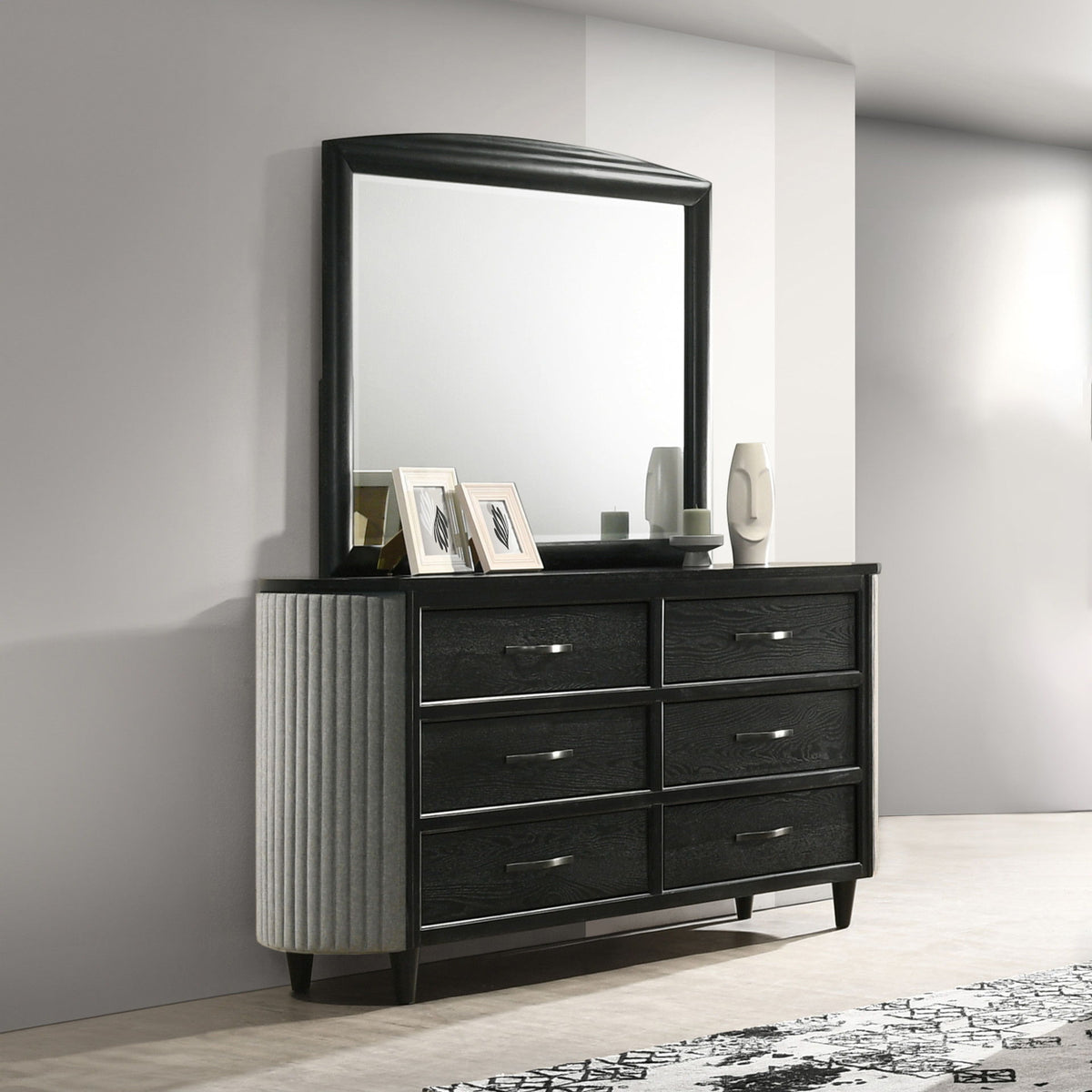Skyline - Mirror - Onyx