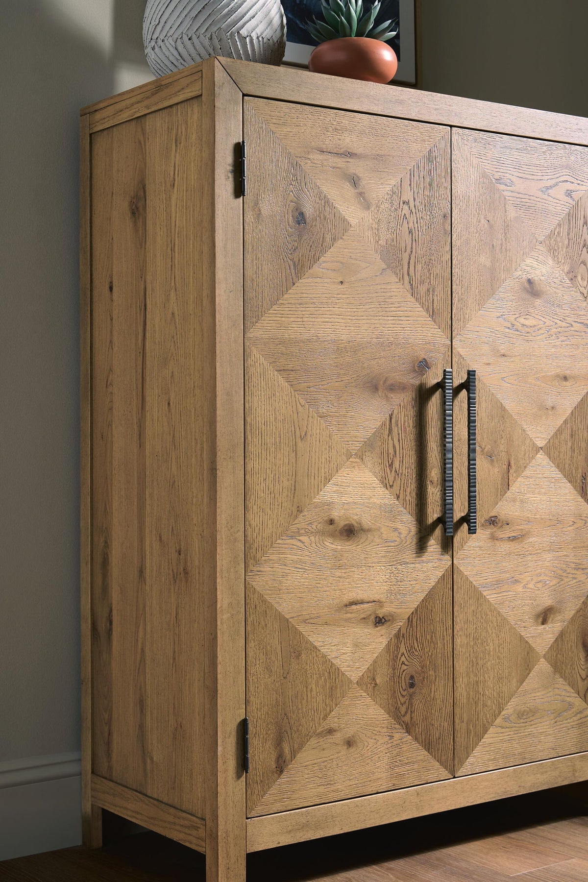 Clayburns - Bar Cabinet - Light Brown